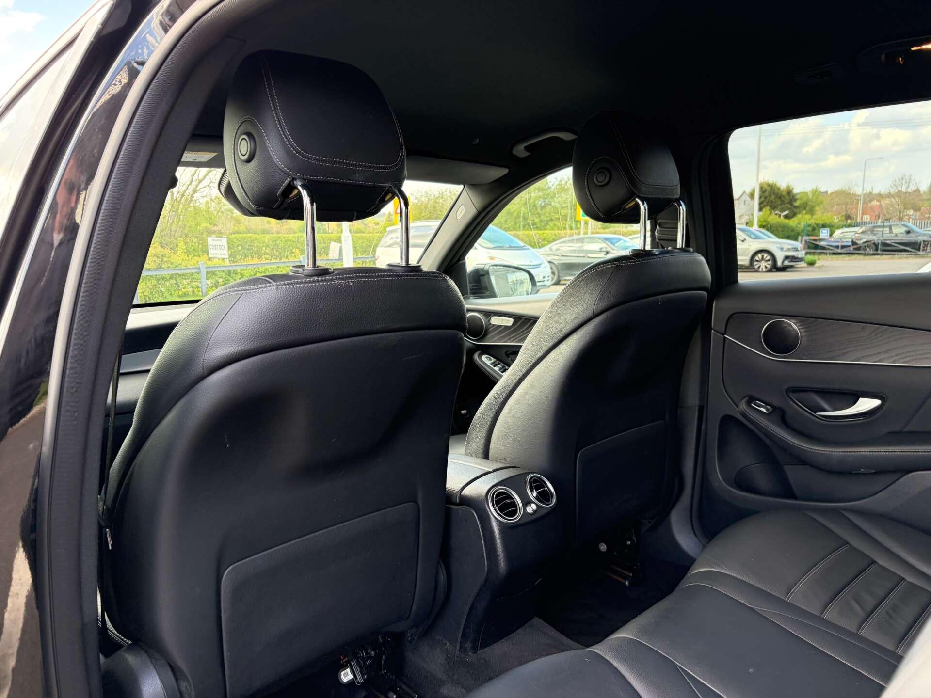 Mercedes-Benz GLC view 24