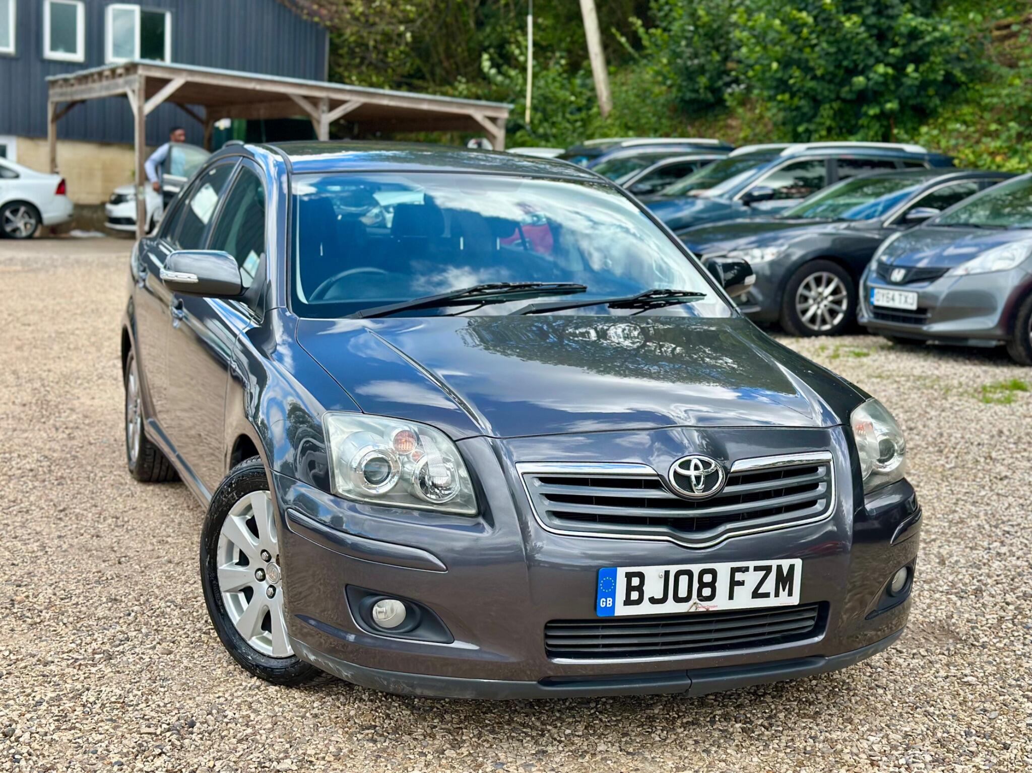 2008 Toyota Avensis in Grey for sale