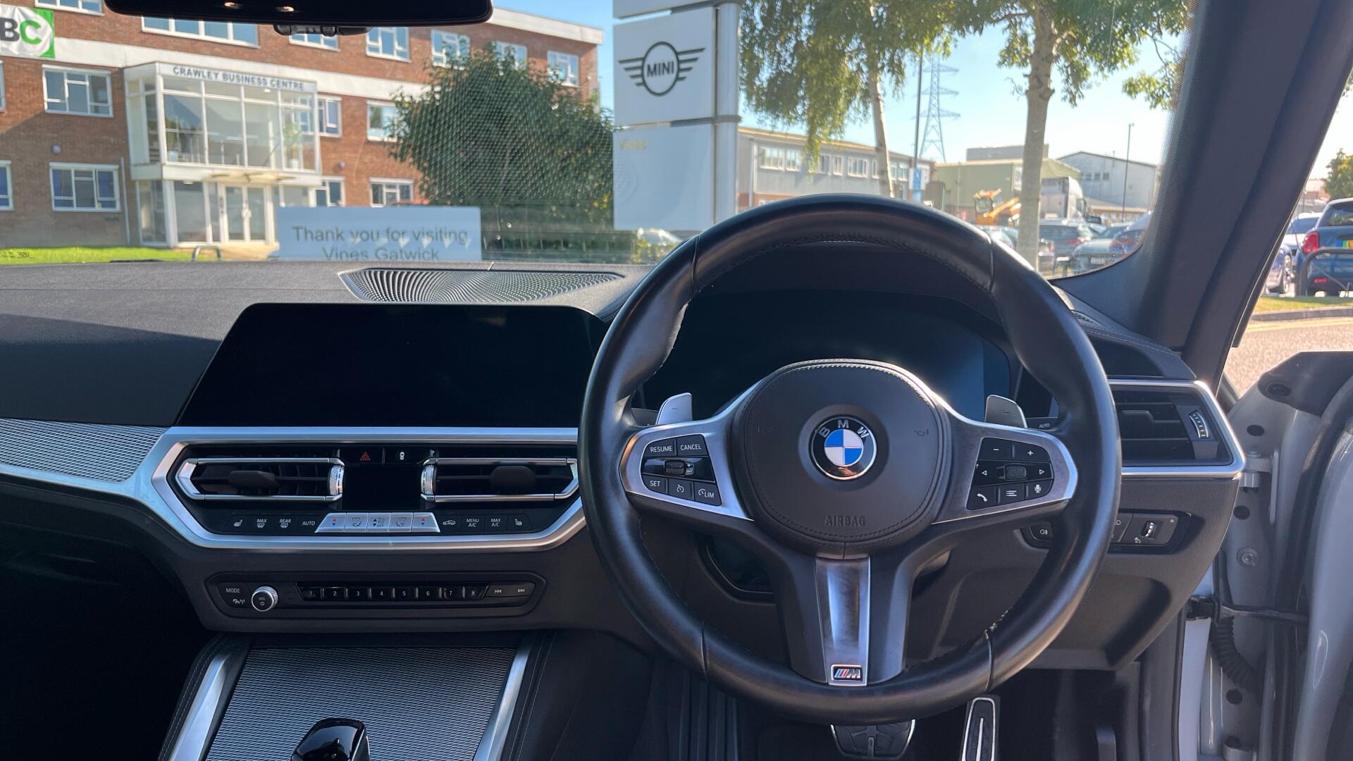 BMW 4 Series view 5