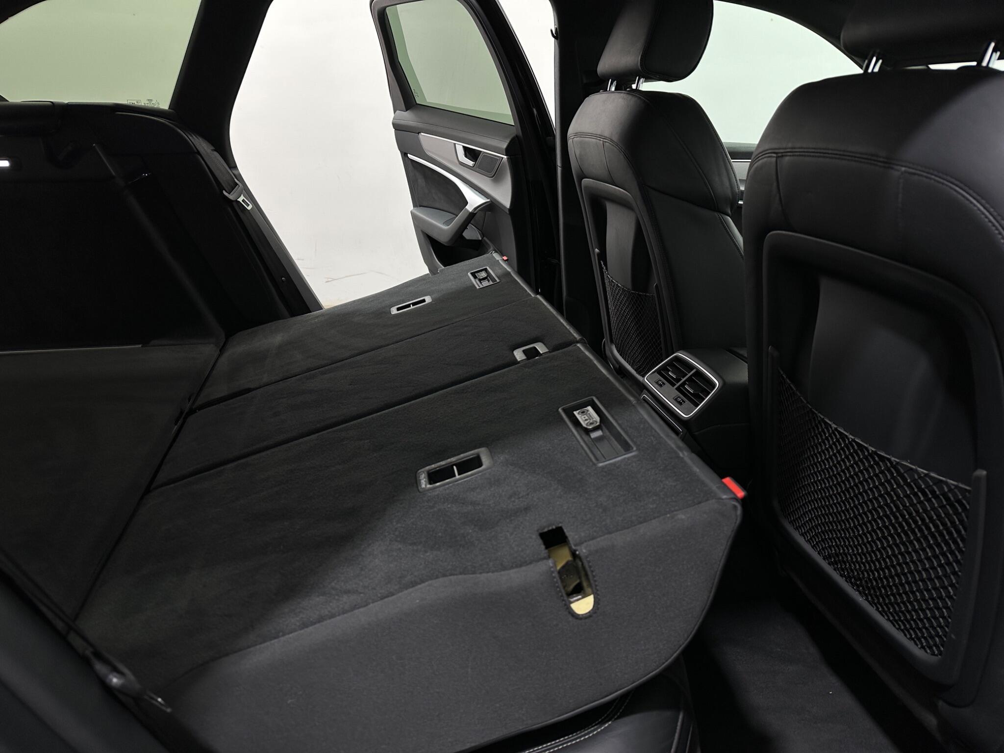 Audi A6 view 46