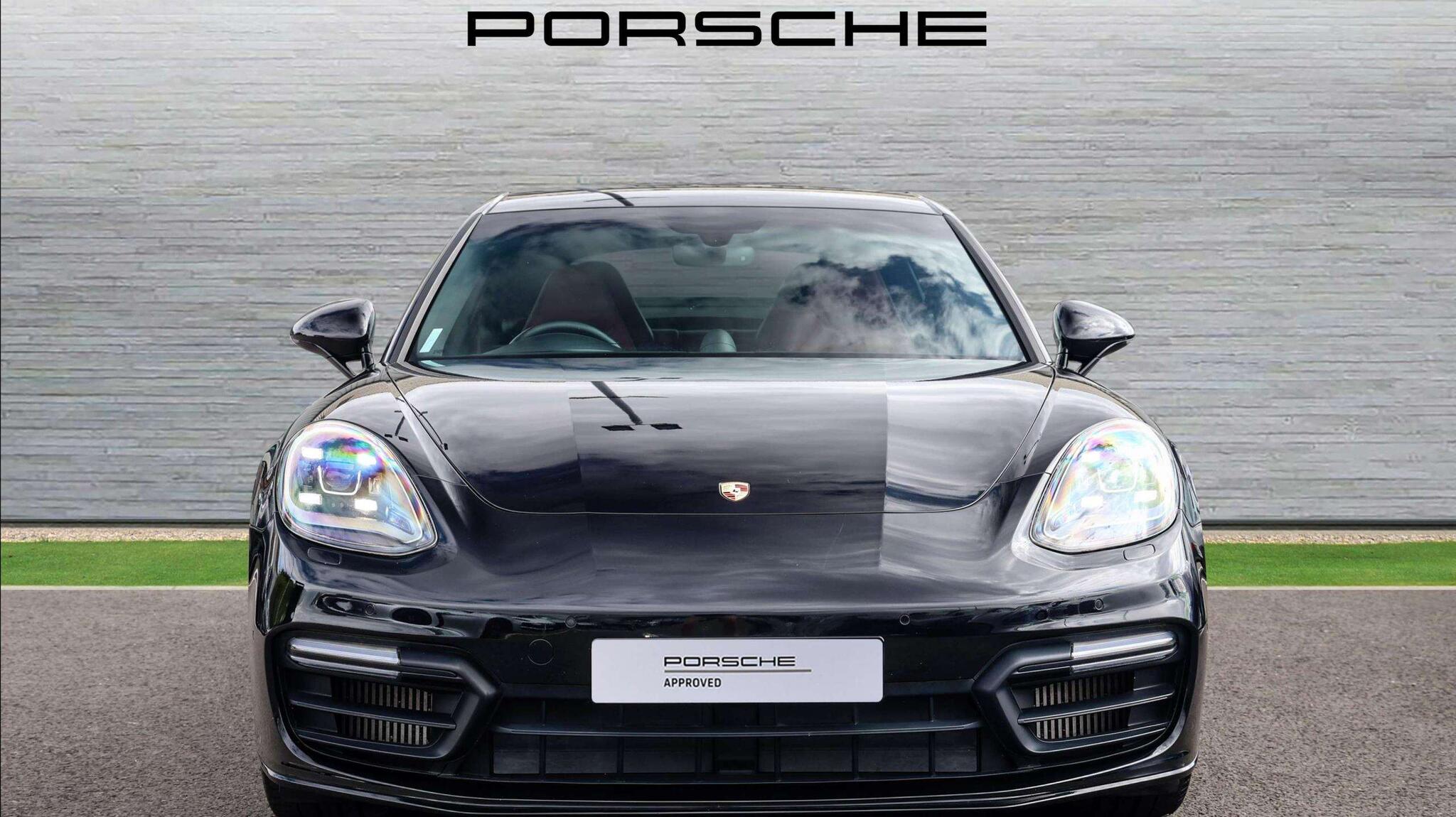 Porsche Panamera view 8