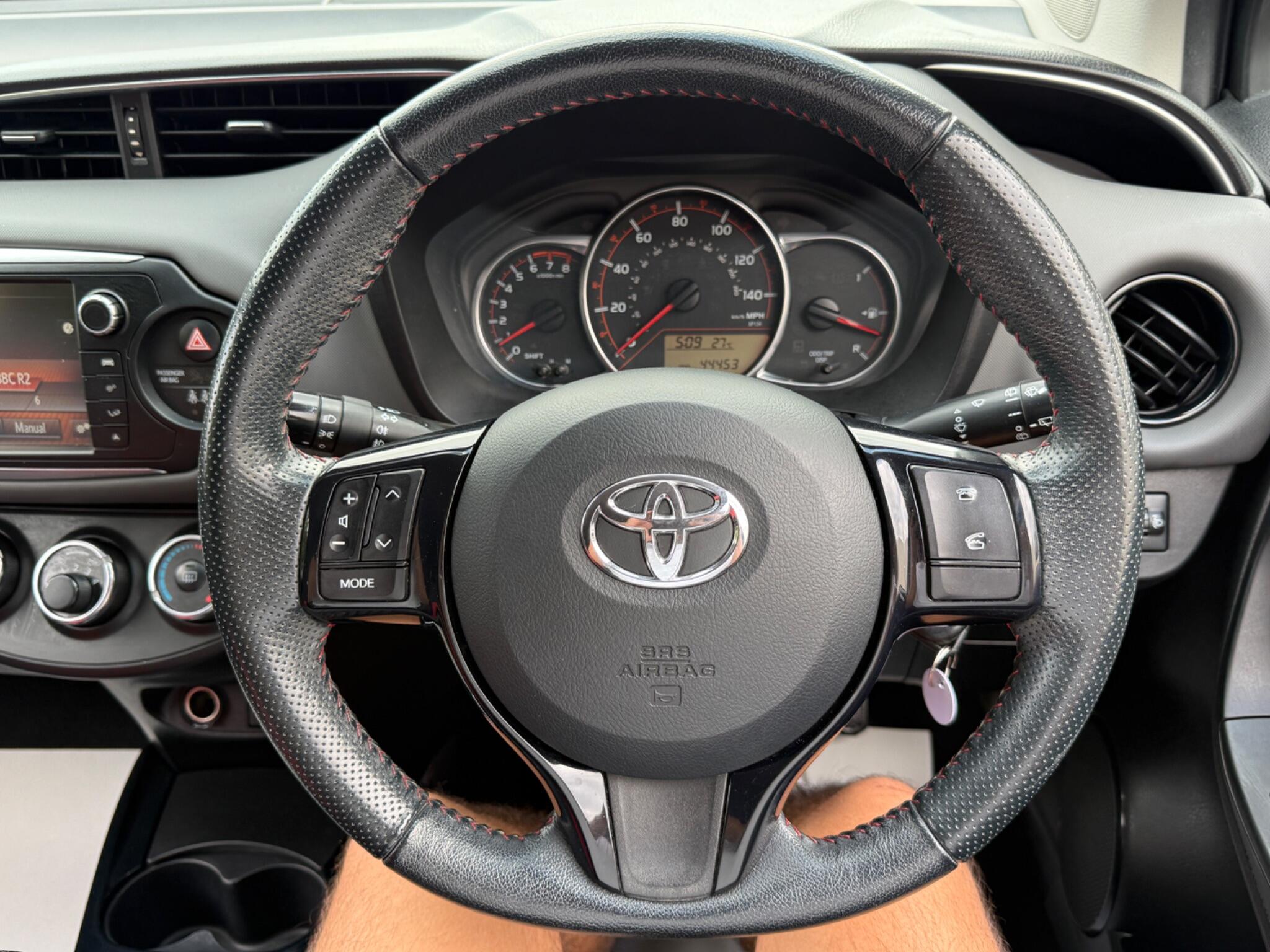 Toyota Yaris - Image 61
