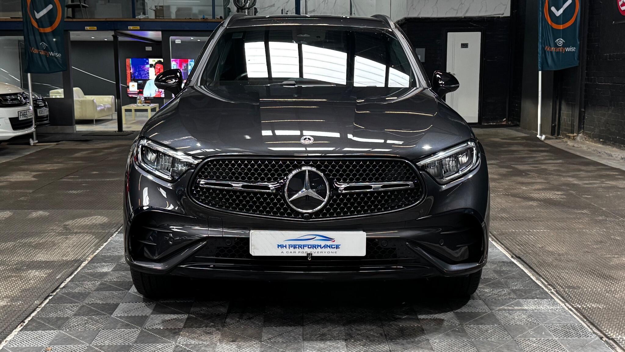 Mercedes-Benz GLC view 2