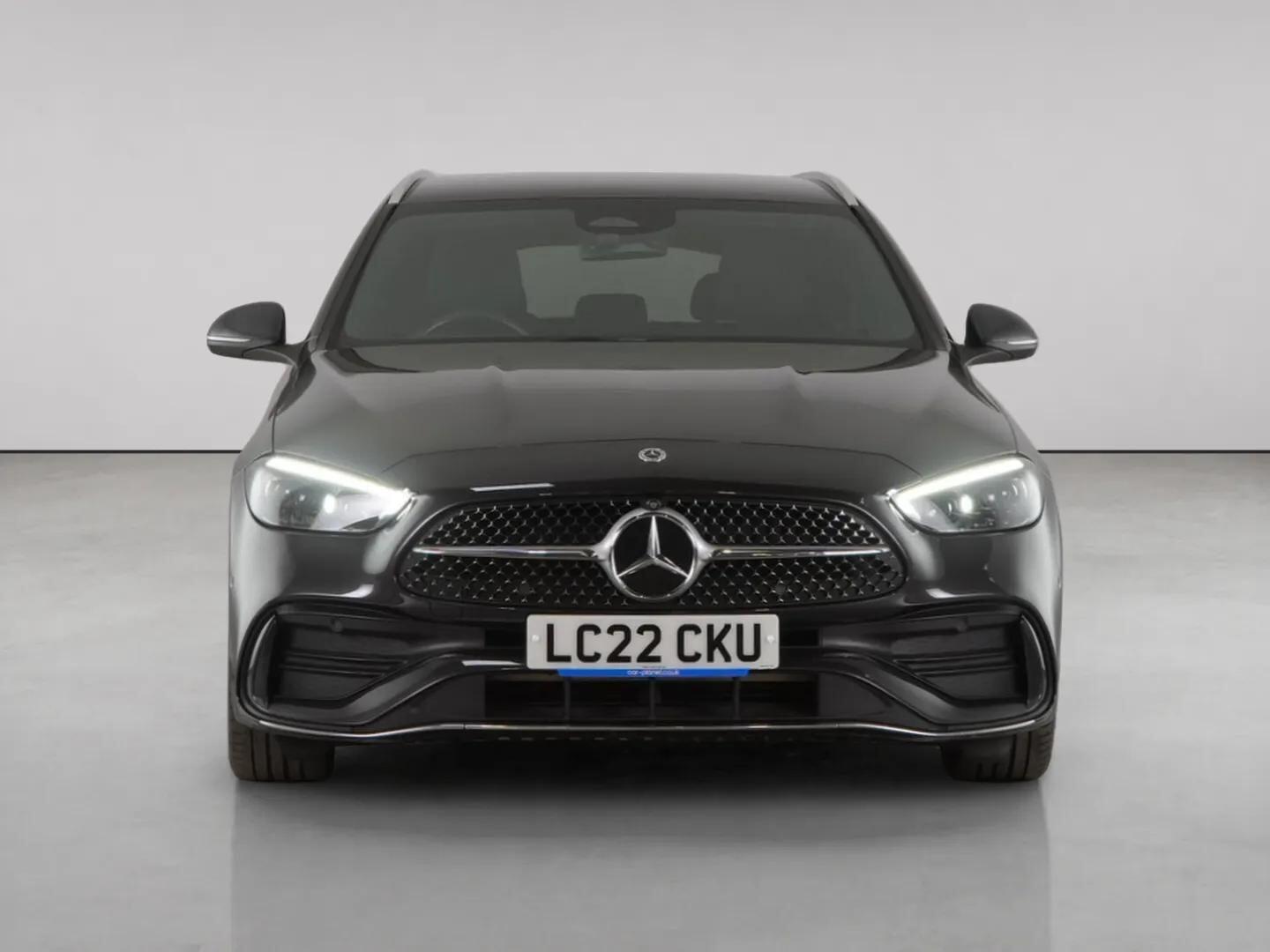 Mercedes-Benz C-Class view 5