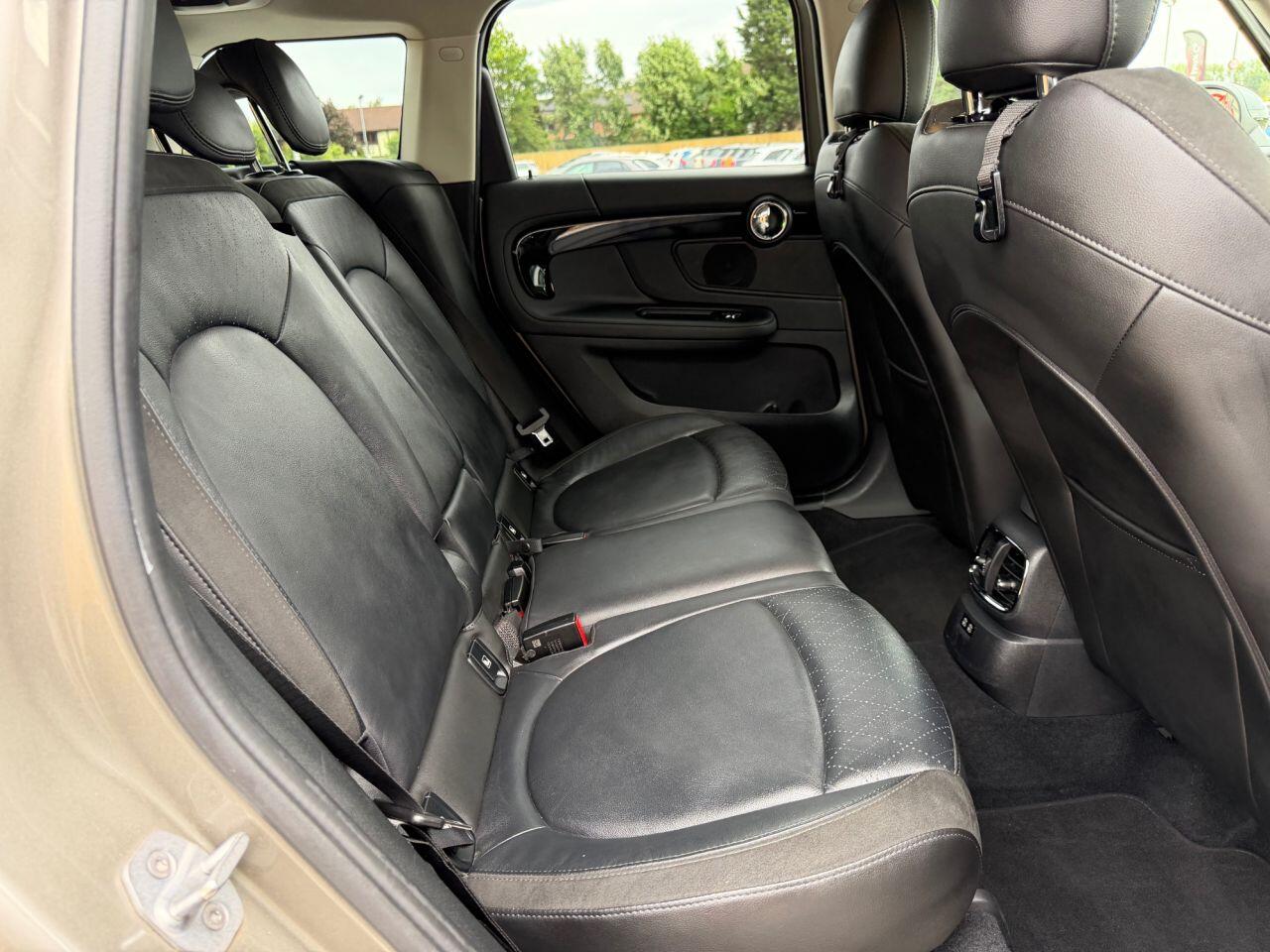 Mini Countryman view 20