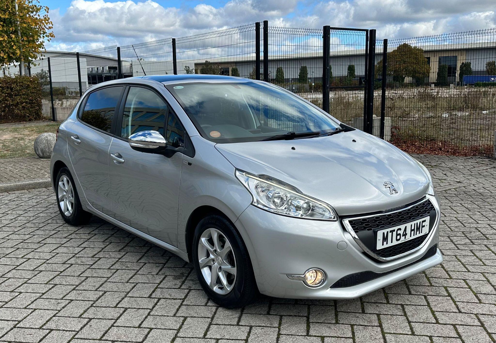 Peugeot 208