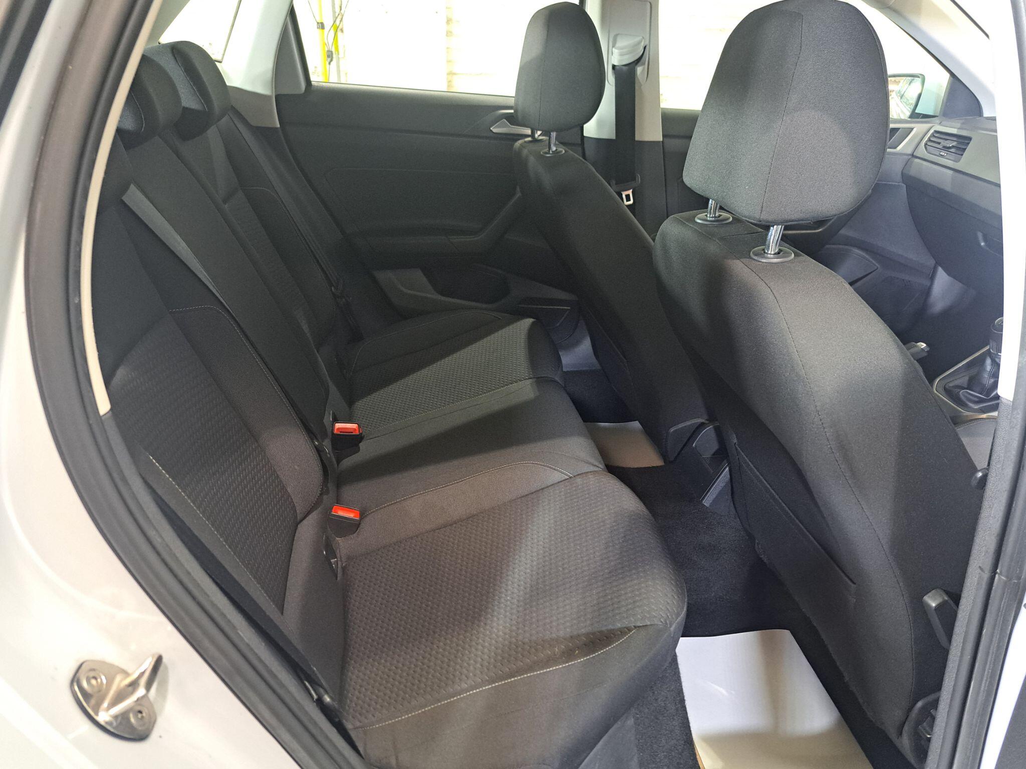Volkswagen Polo view 26