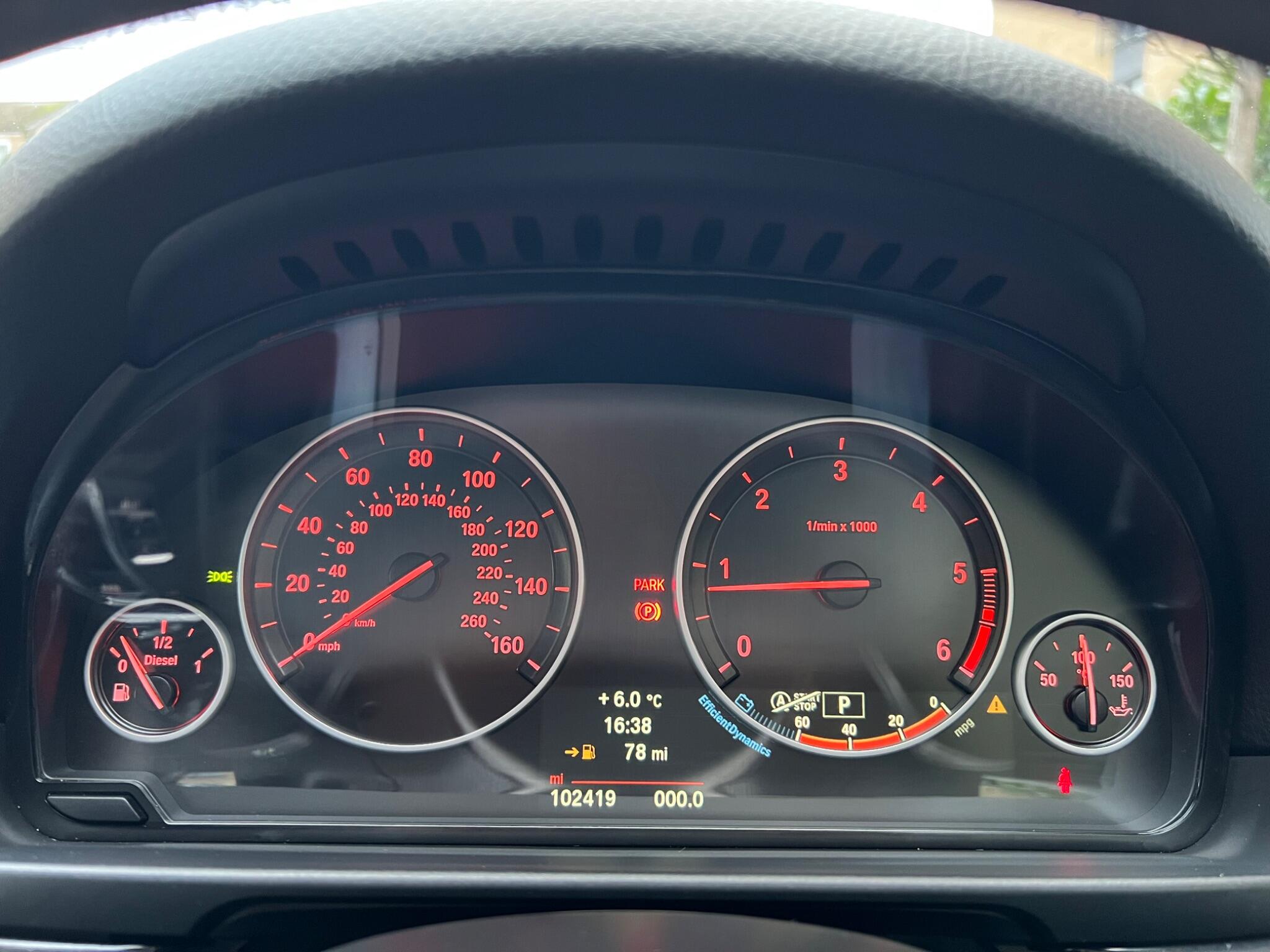 BMW 5 Series view 35