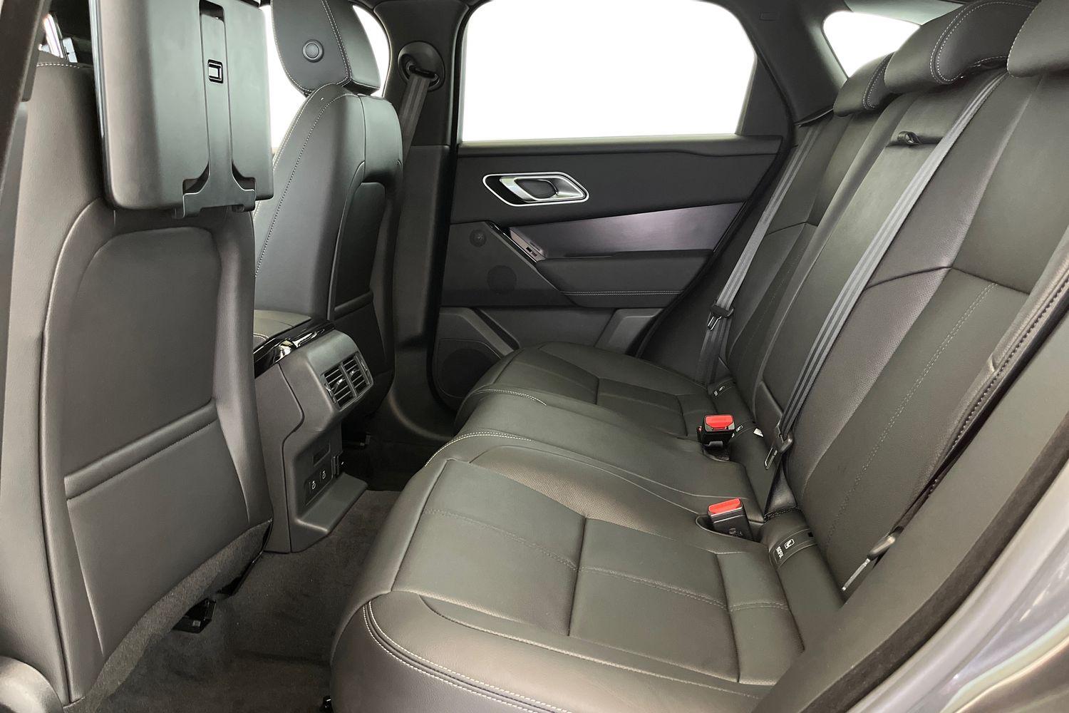 Land Rover Range Rover Velar view 4