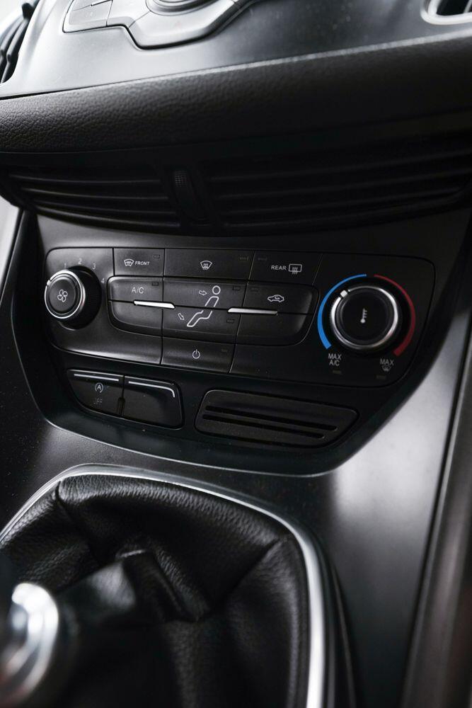 Ford C-Max view 22