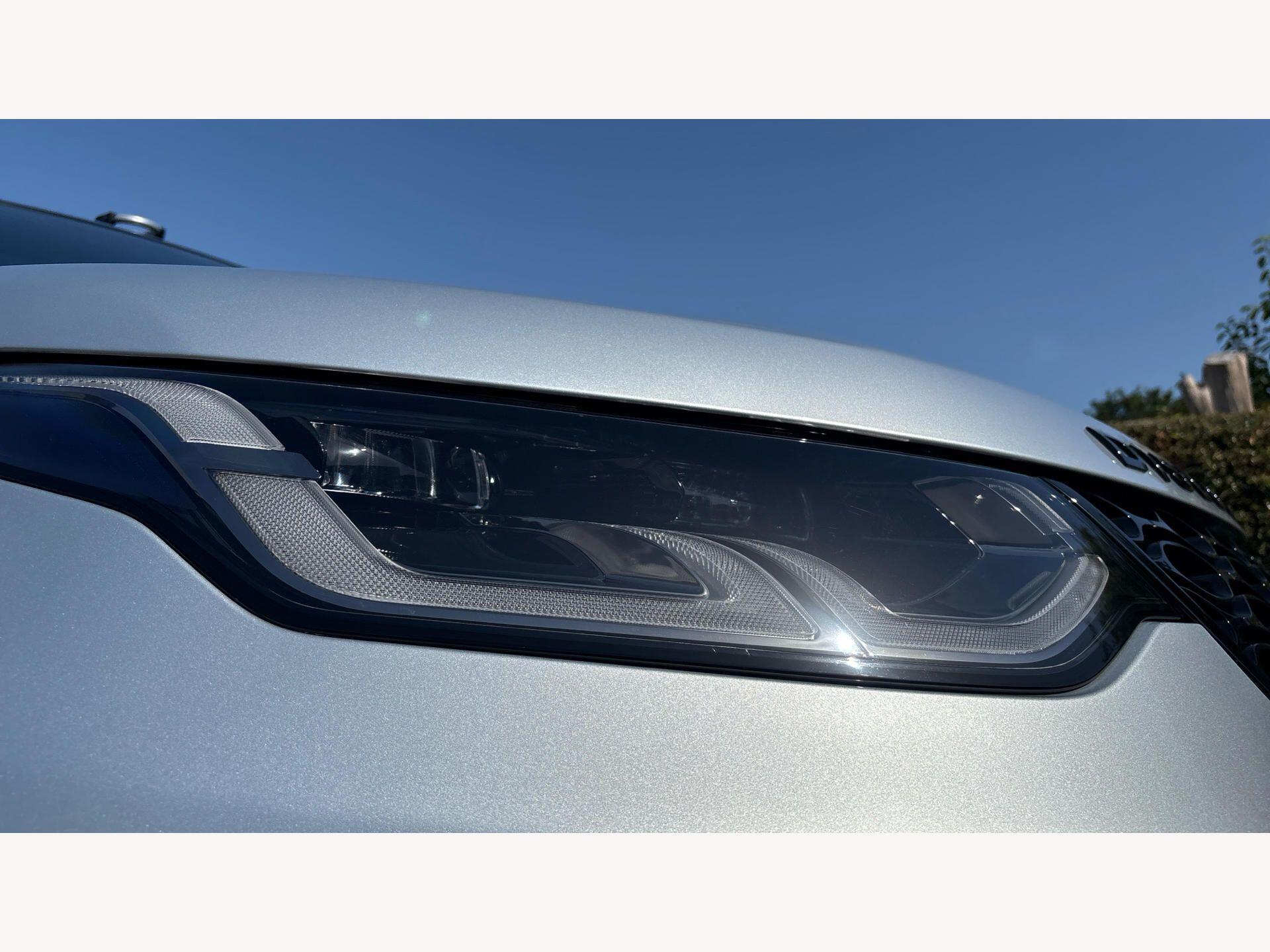 Land Rover Discovery Sport view 21