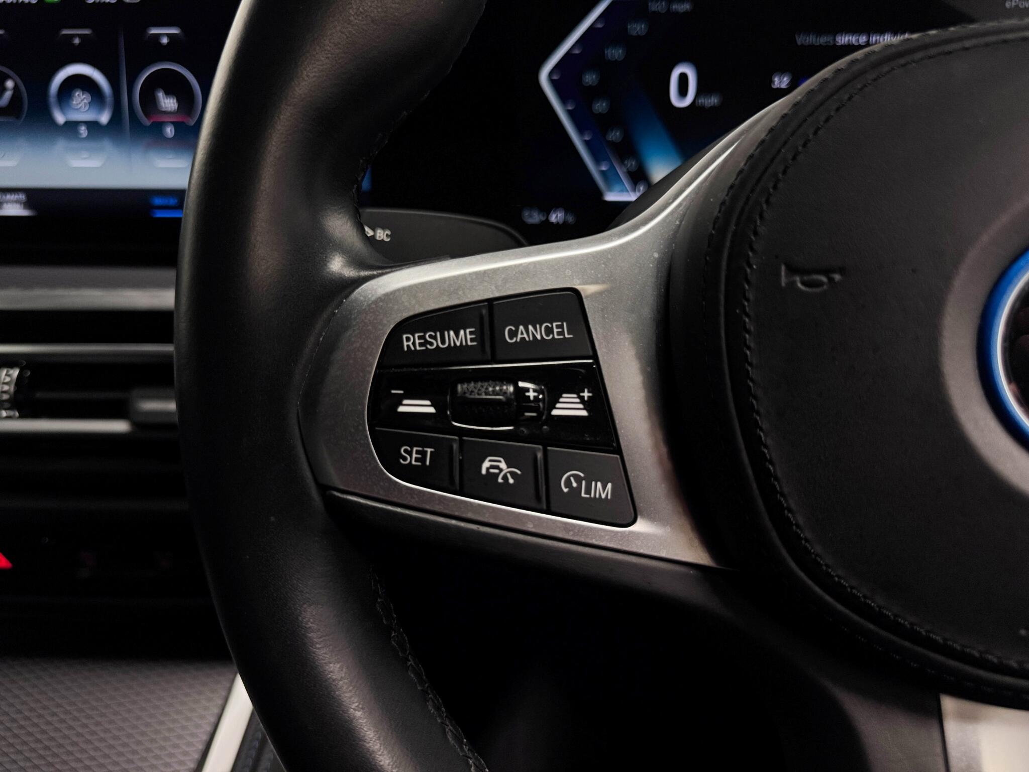 BMW I4 view 11