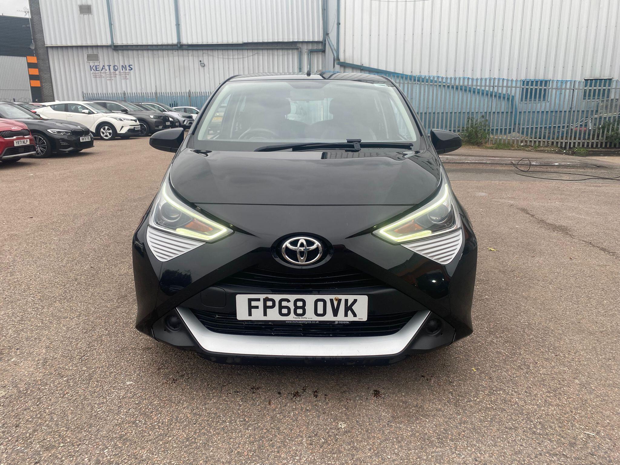 Toyota Aygo view 3
