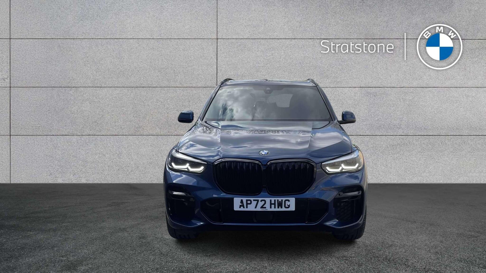 BMW X5 view 16