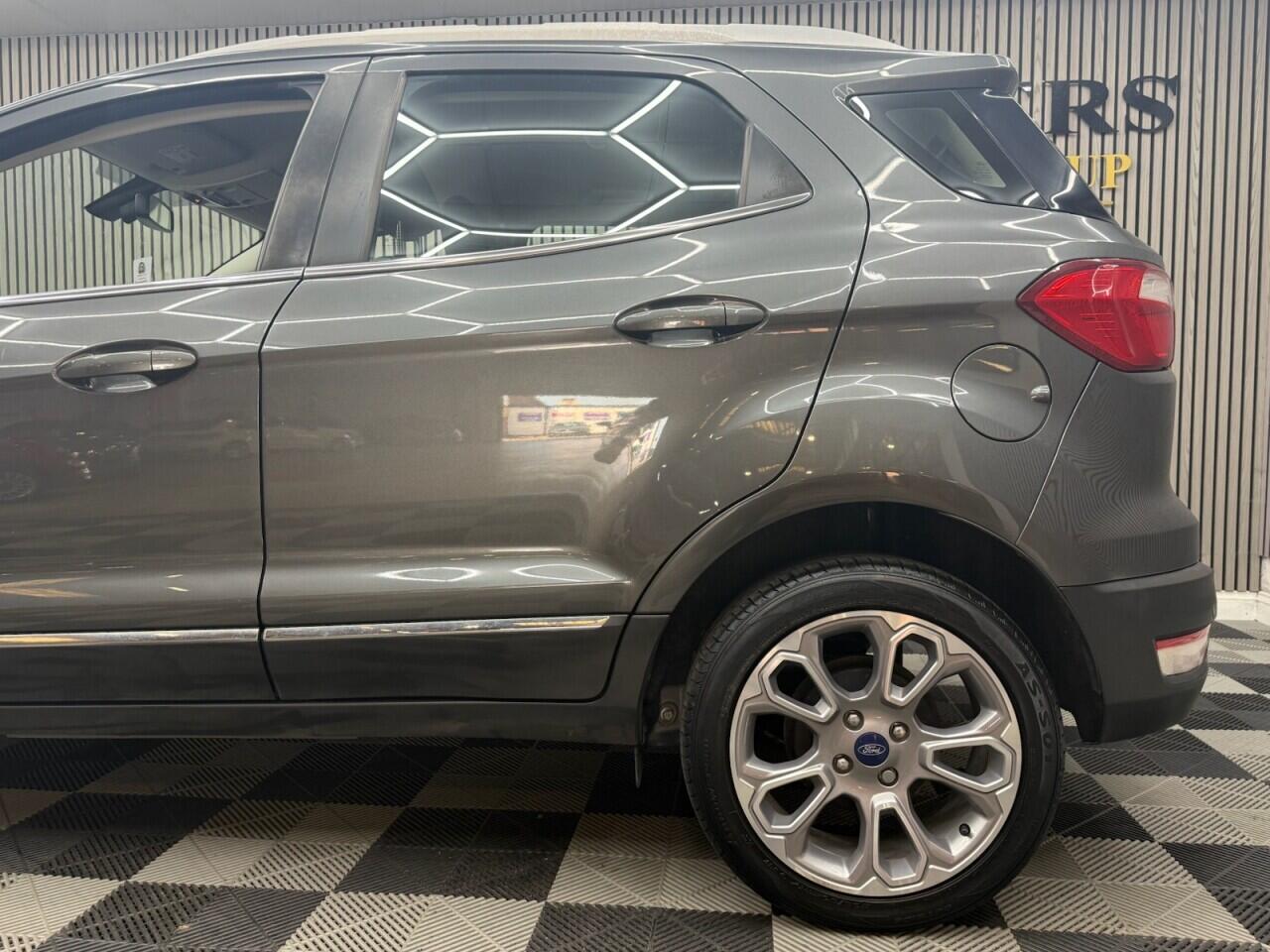 Ford Ecosport view 31
