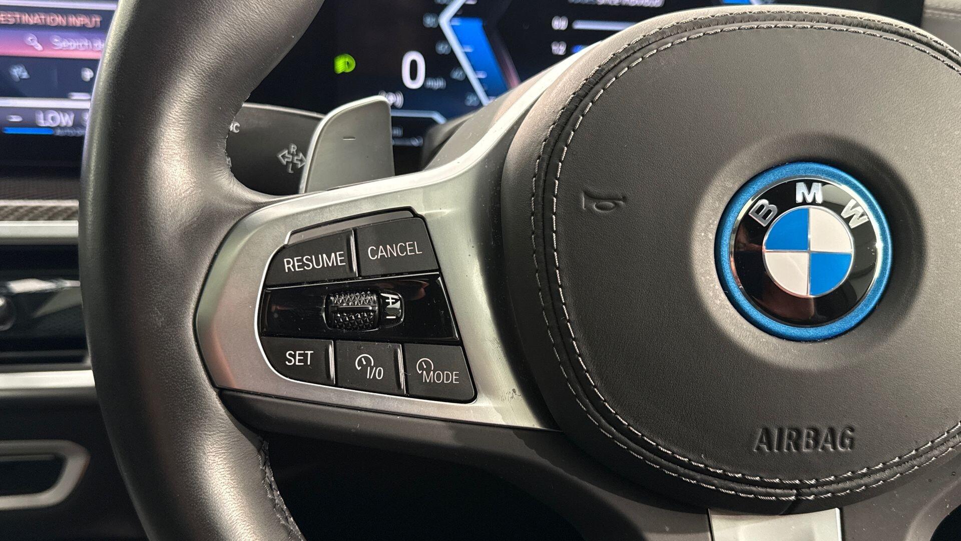BMW X5 view 17