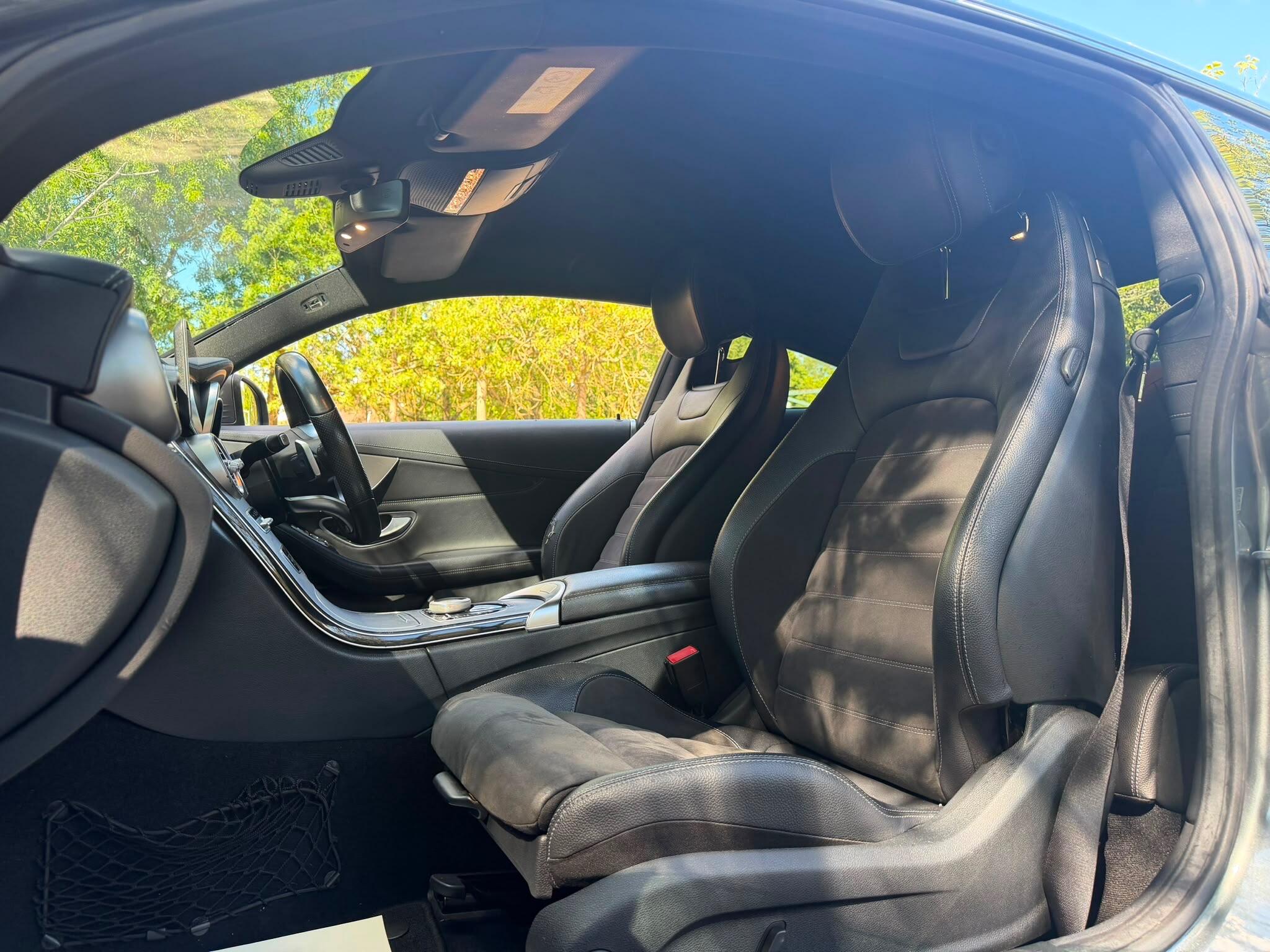 Mercedes-Benz C-Class view 15