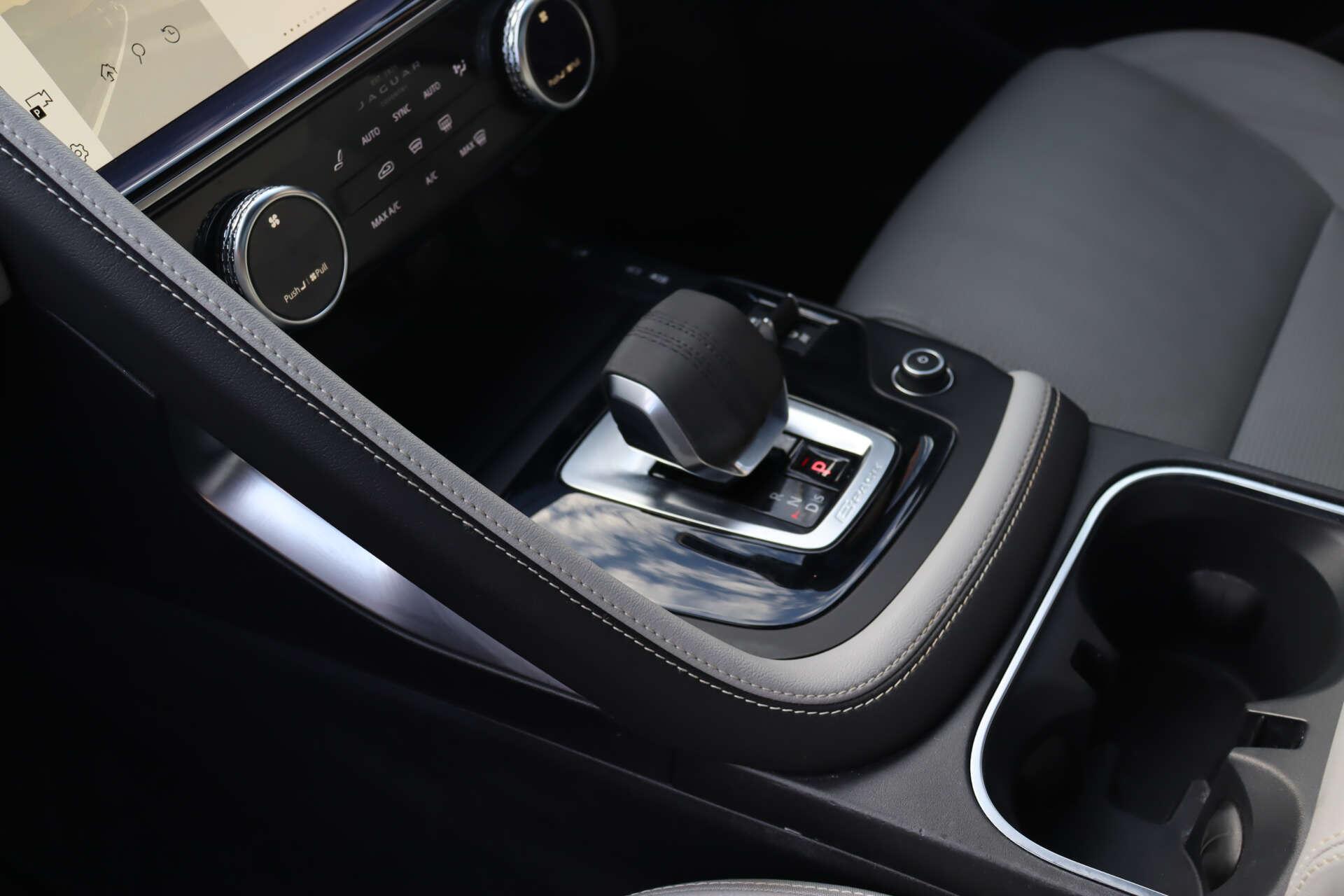 Jaguar E-Pace view 17