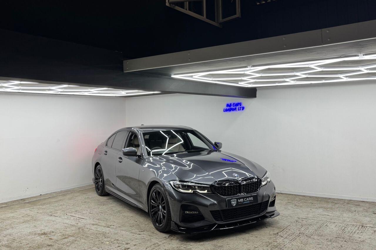BMW 3 Series view 5