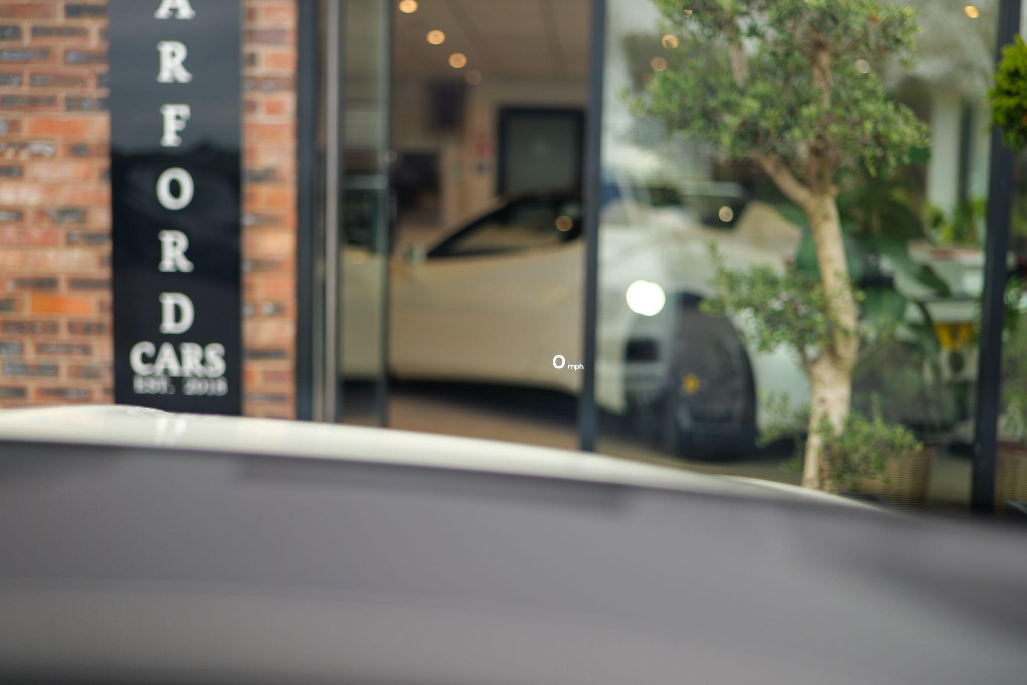 Bentley Bentayga view 20