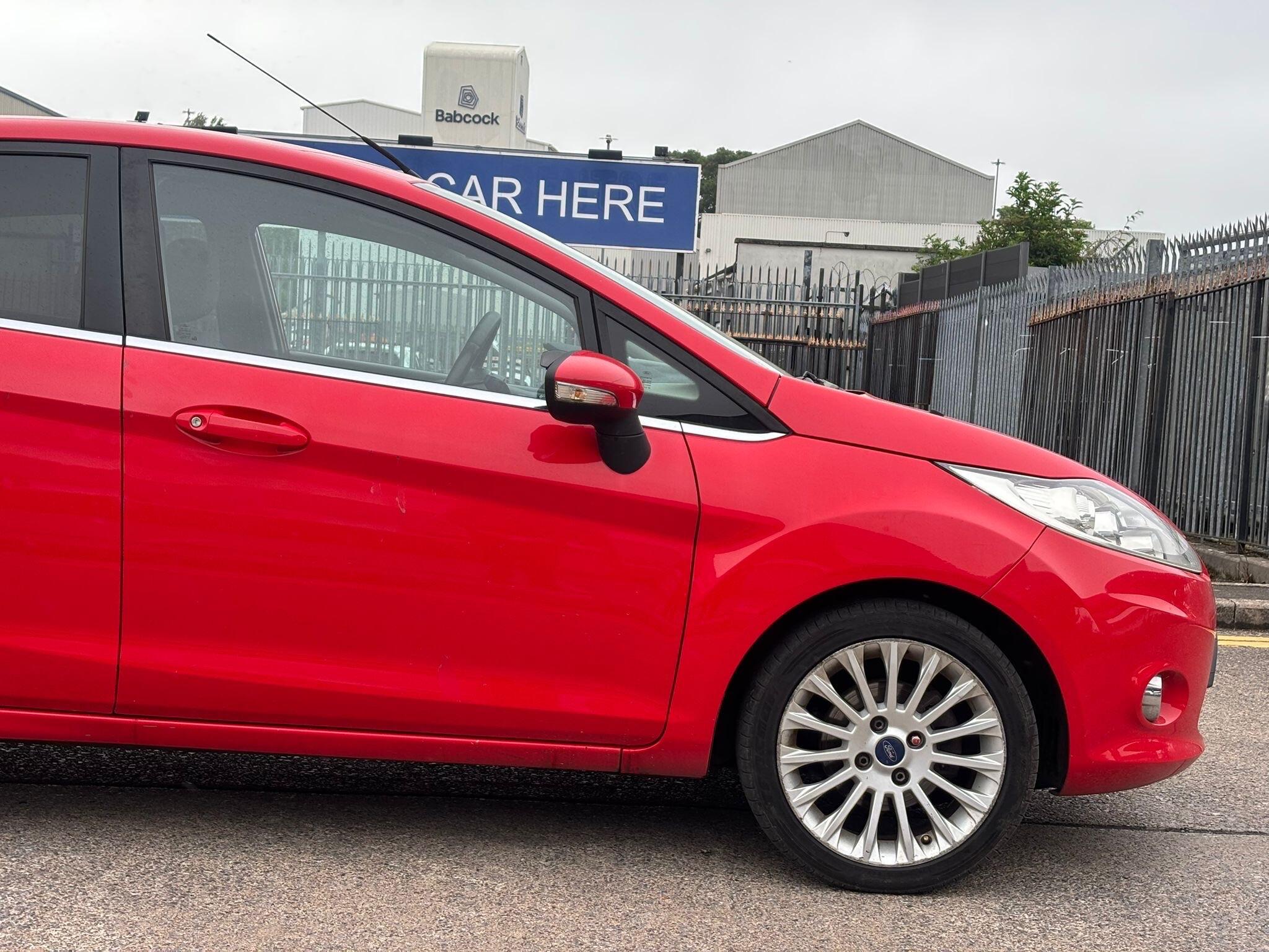 Ford Fiesta view 16