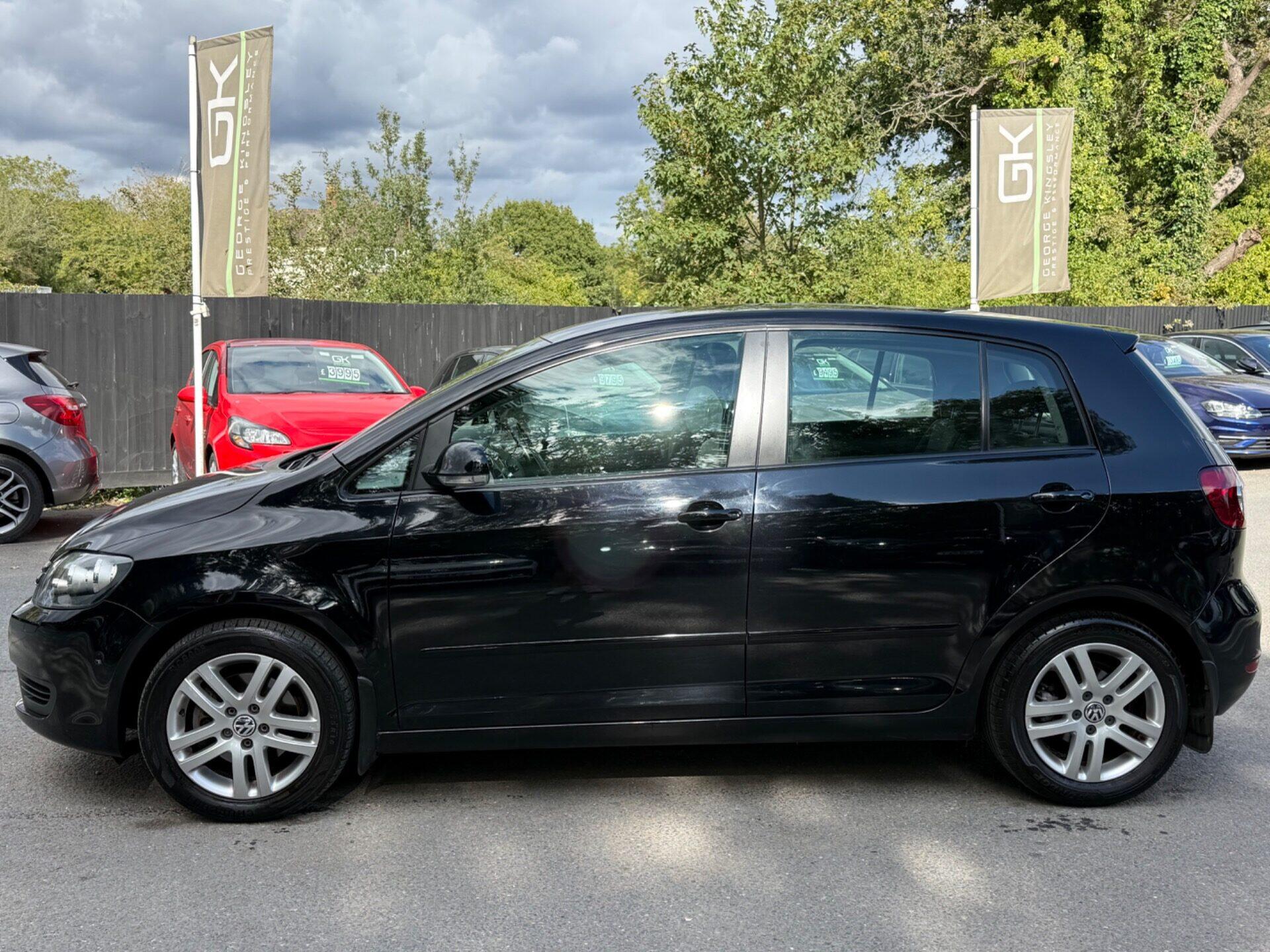 Volkswagen Golf Plus view 9