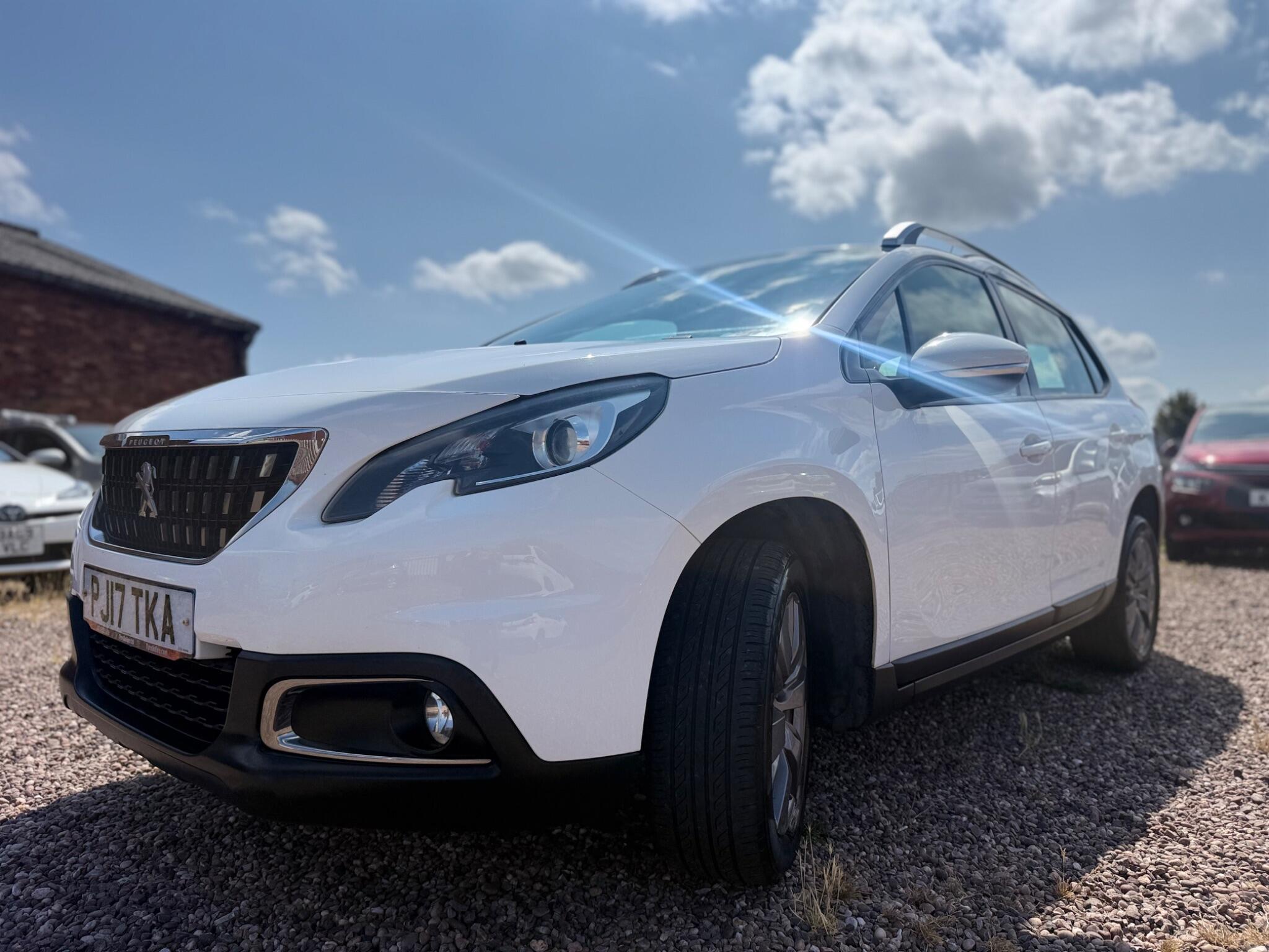 Peugeot 2008 view 18