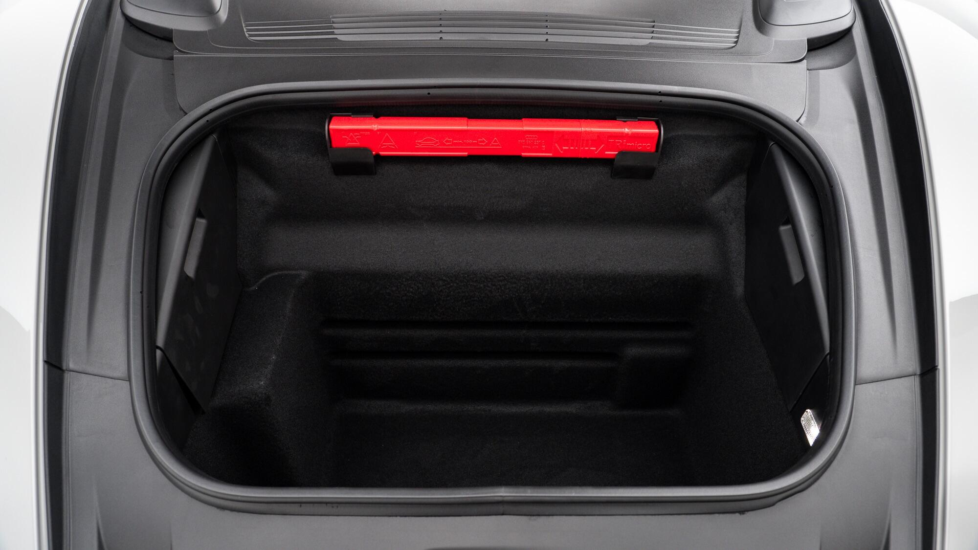 Porsche 911 view 41