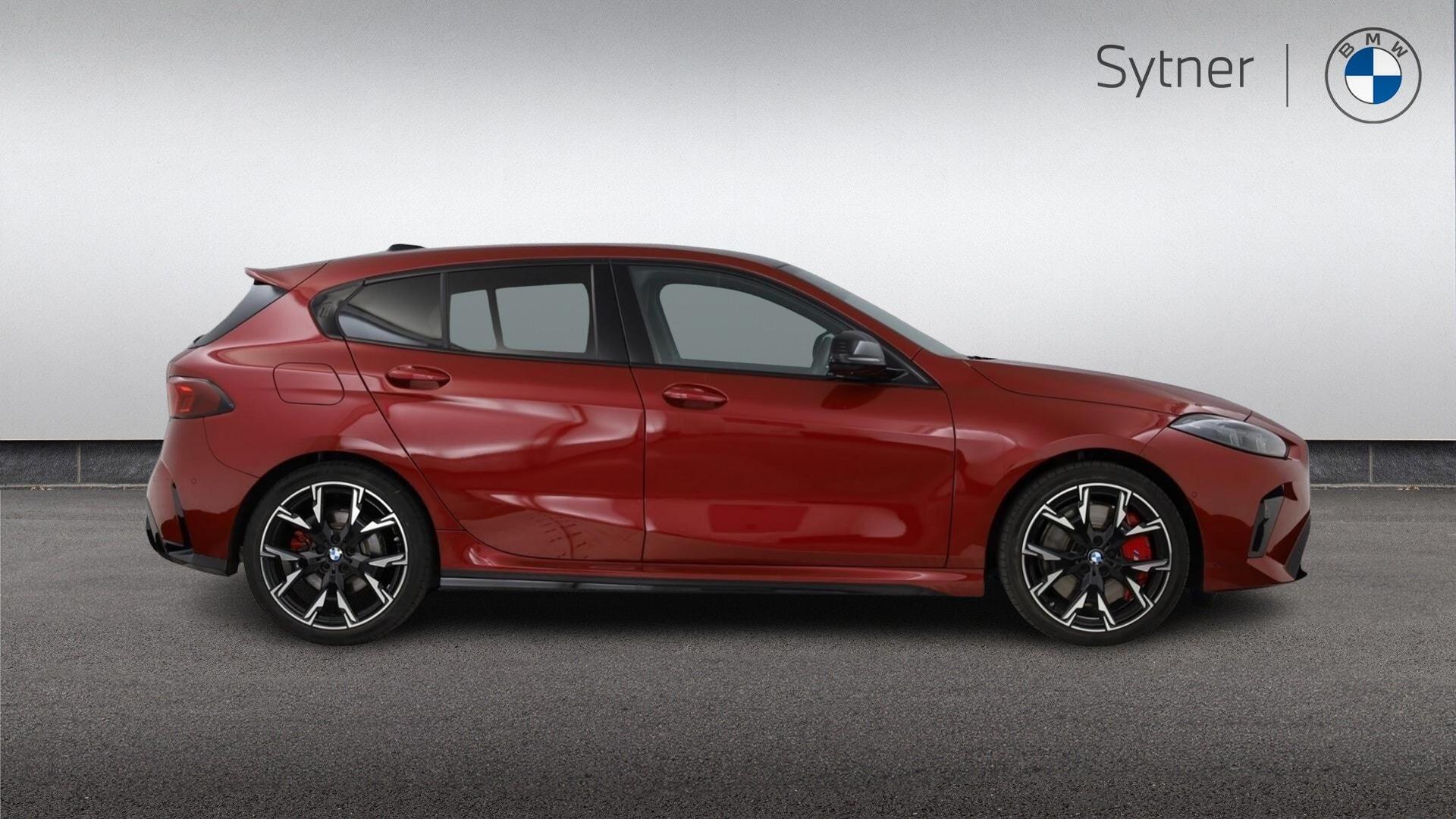 BMW 1 Series view 3
