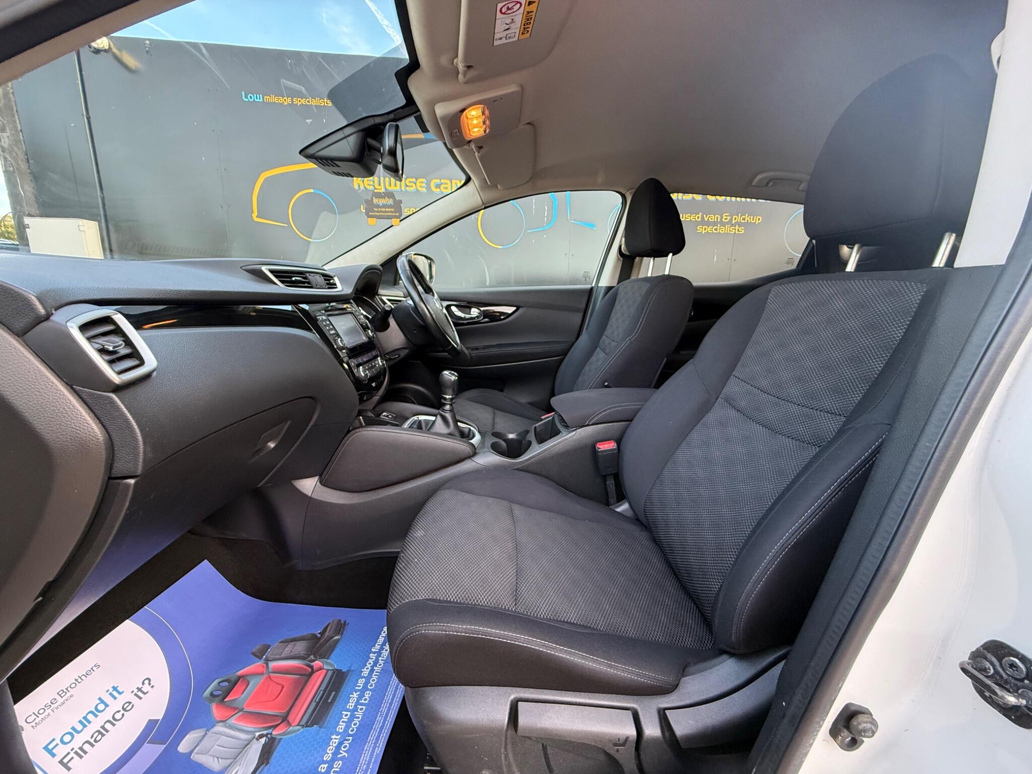 Nissan Qashqai view 17