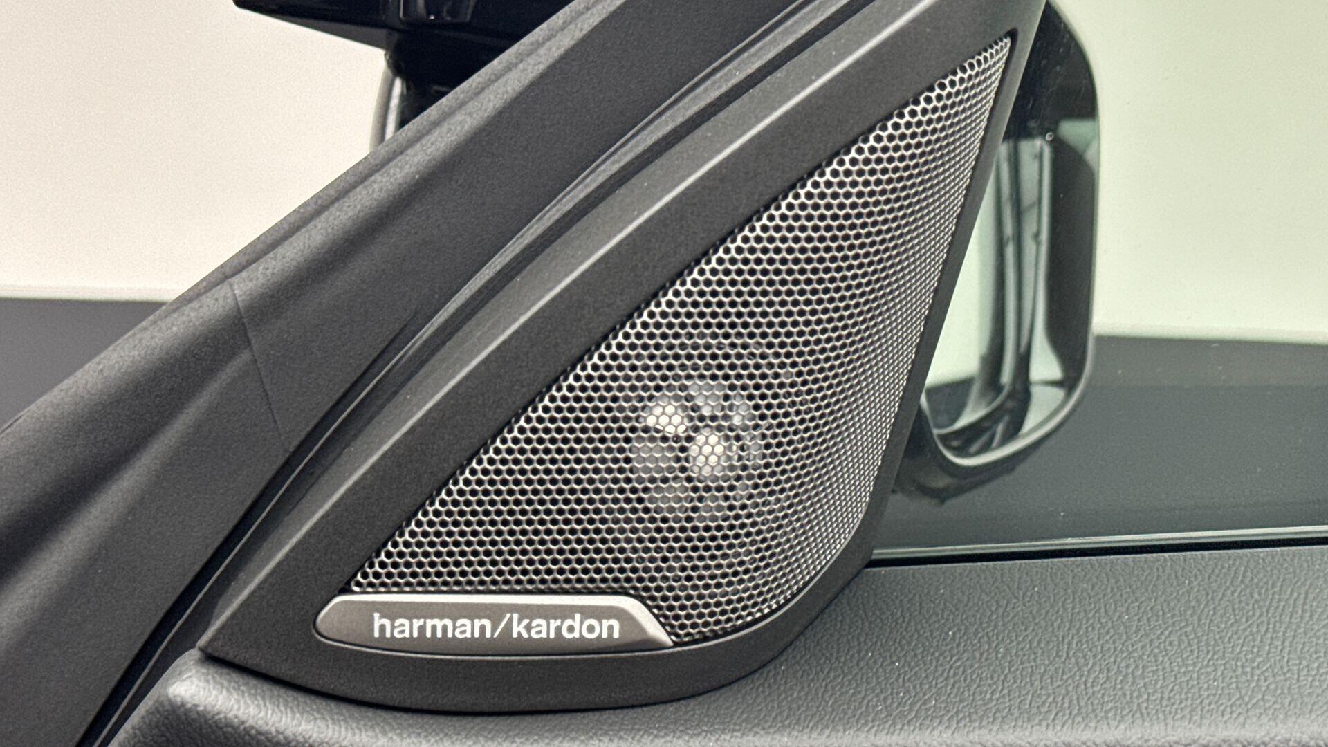 BMW i4 view 20