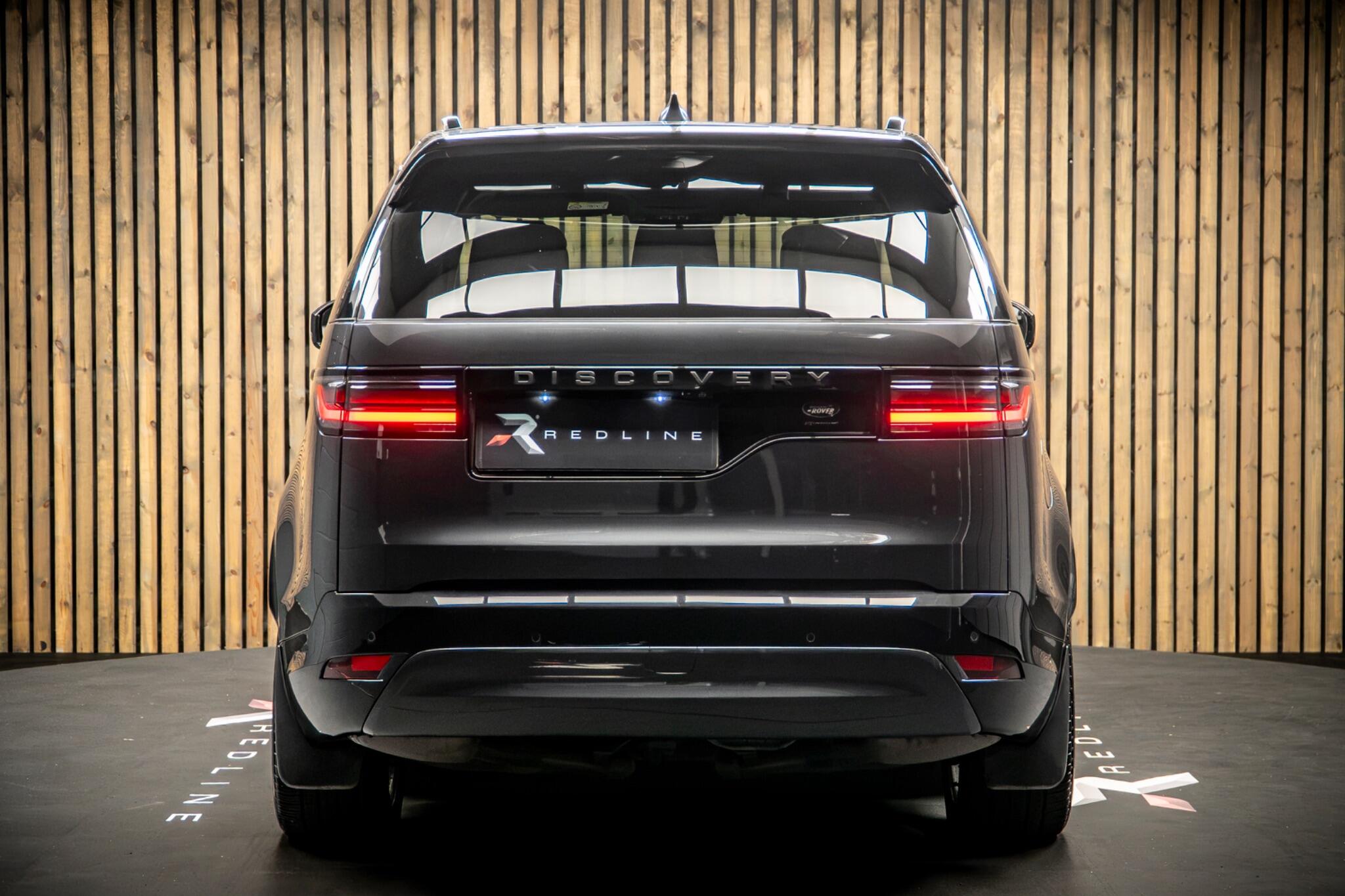 Land Rover Discovery view 6