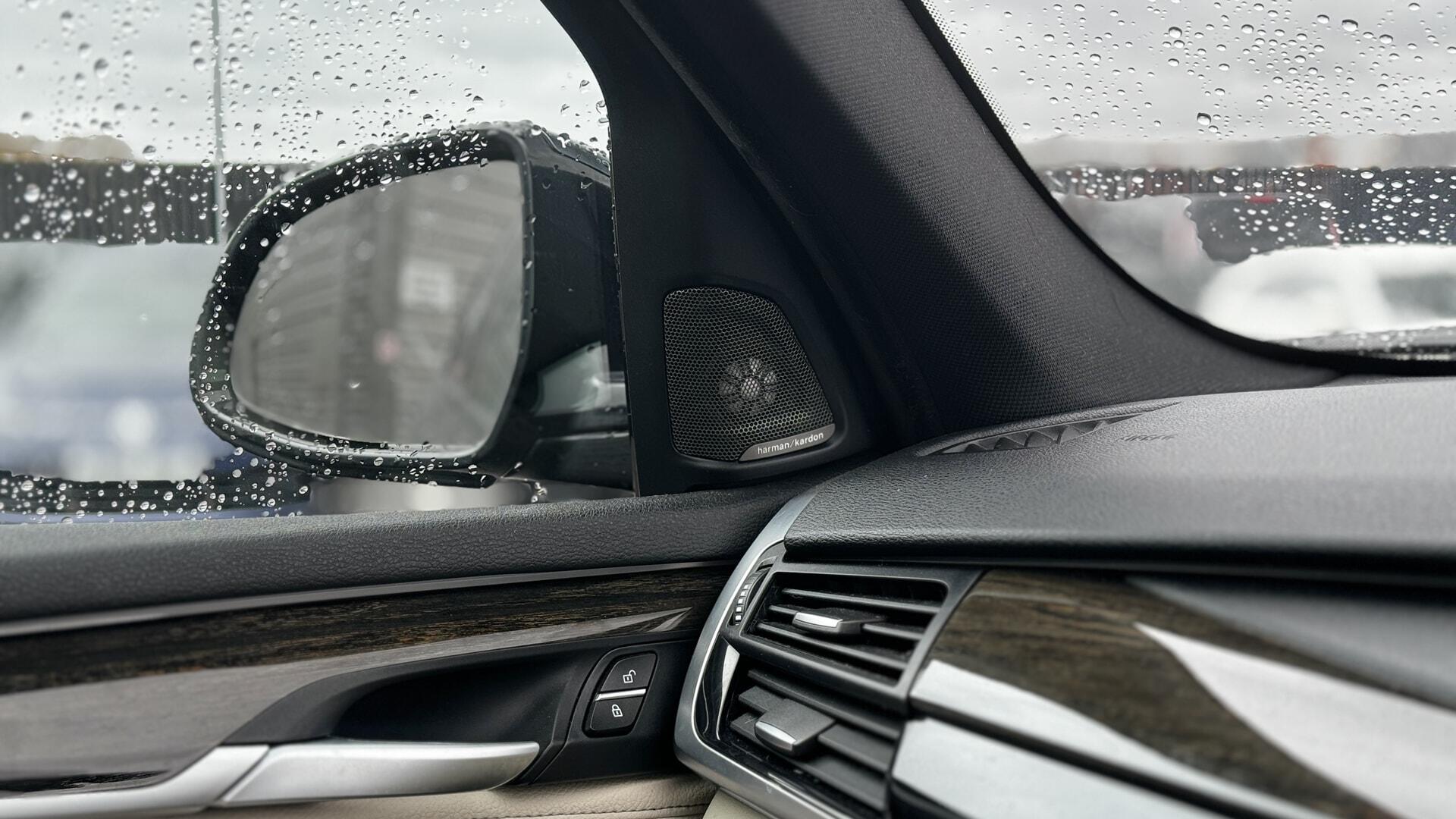 BMW X5 view 26