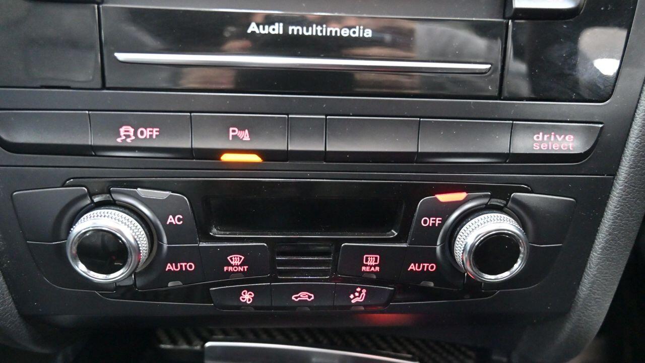 Audi RS4 Avant view 24