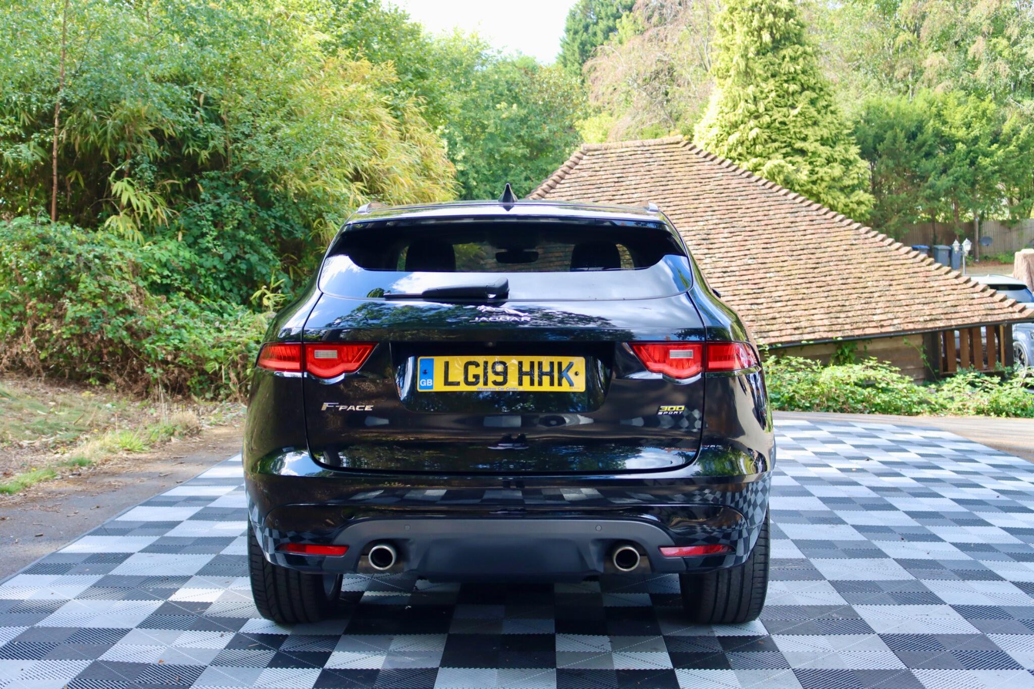 Jaguar F-Pace view 22