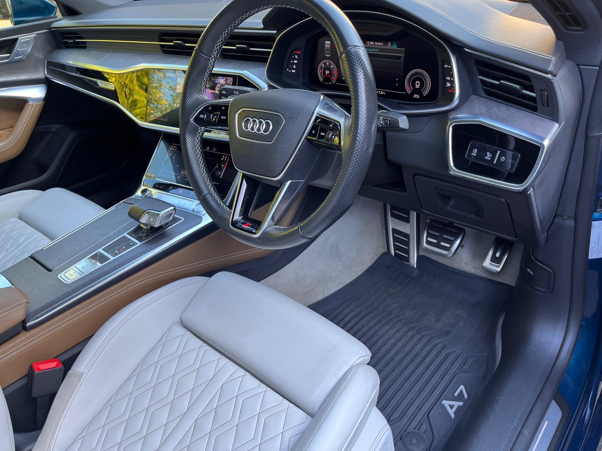 Audi A7 view 25
