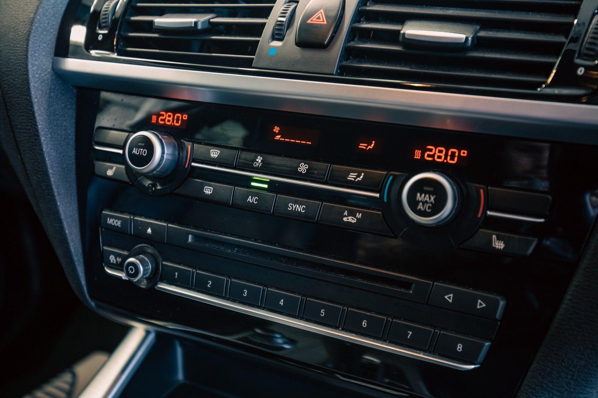 BMW X3 view 17