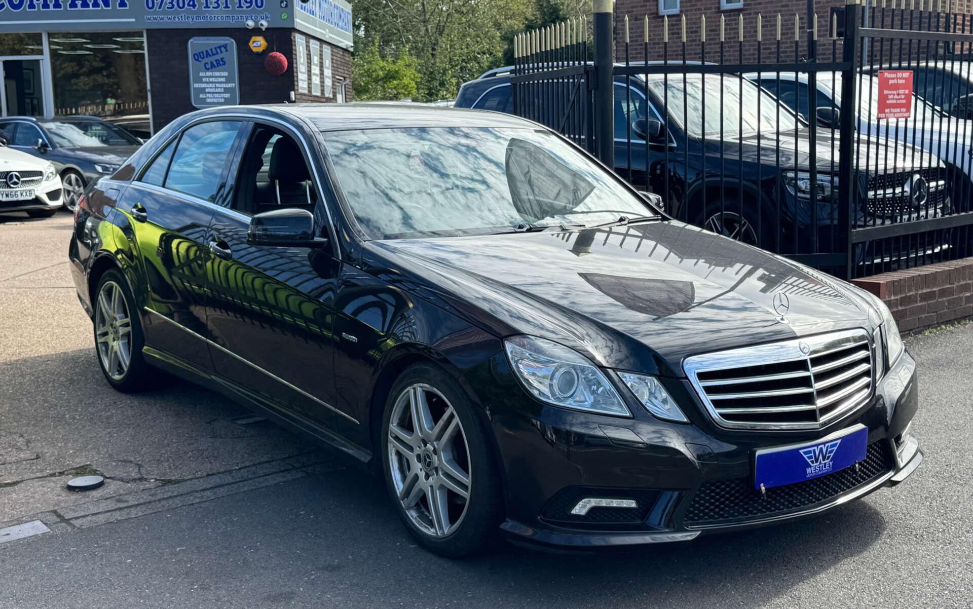 Mercedes-Benz E-Class view 5