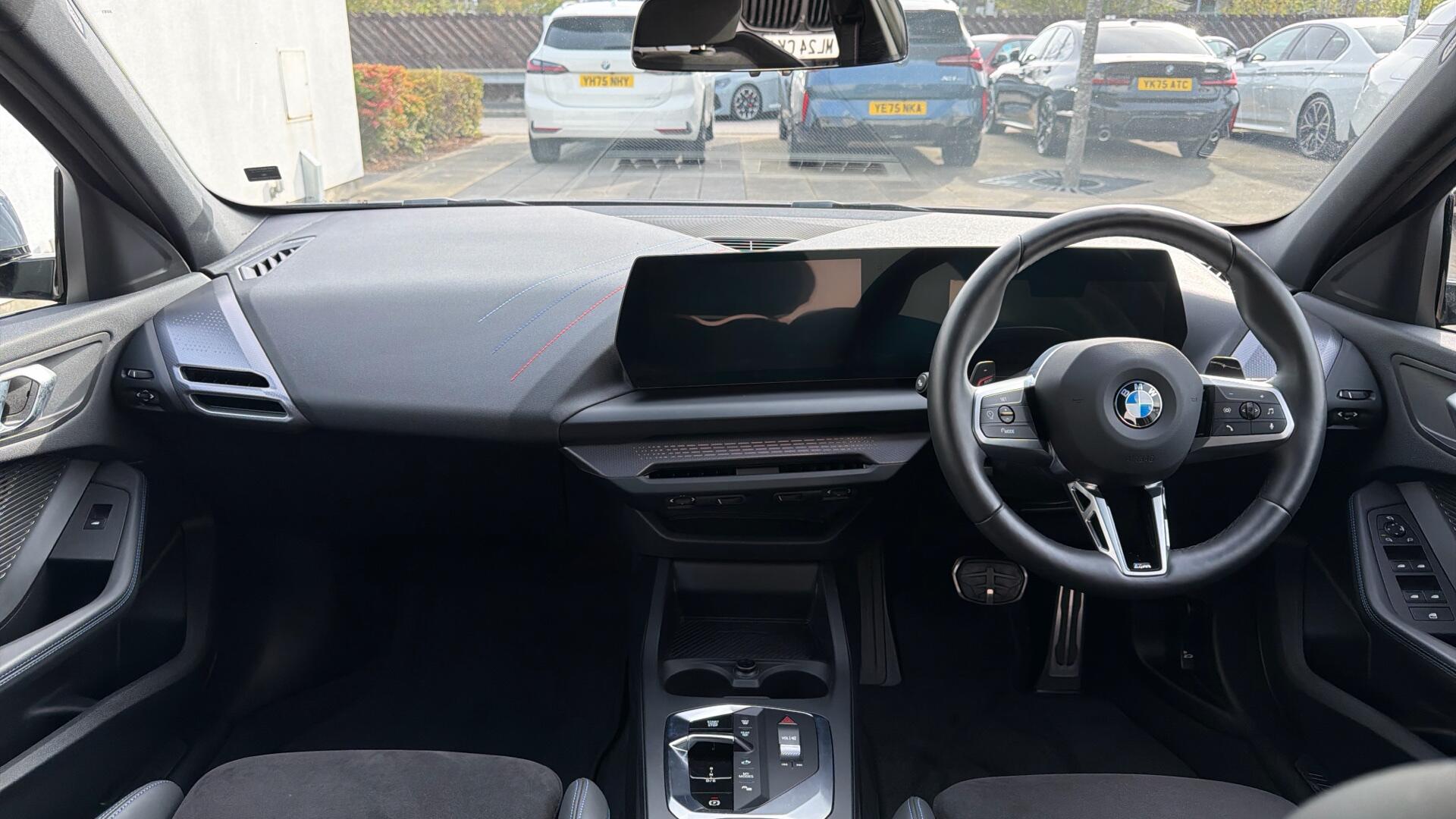 BMW 1 Series view 67