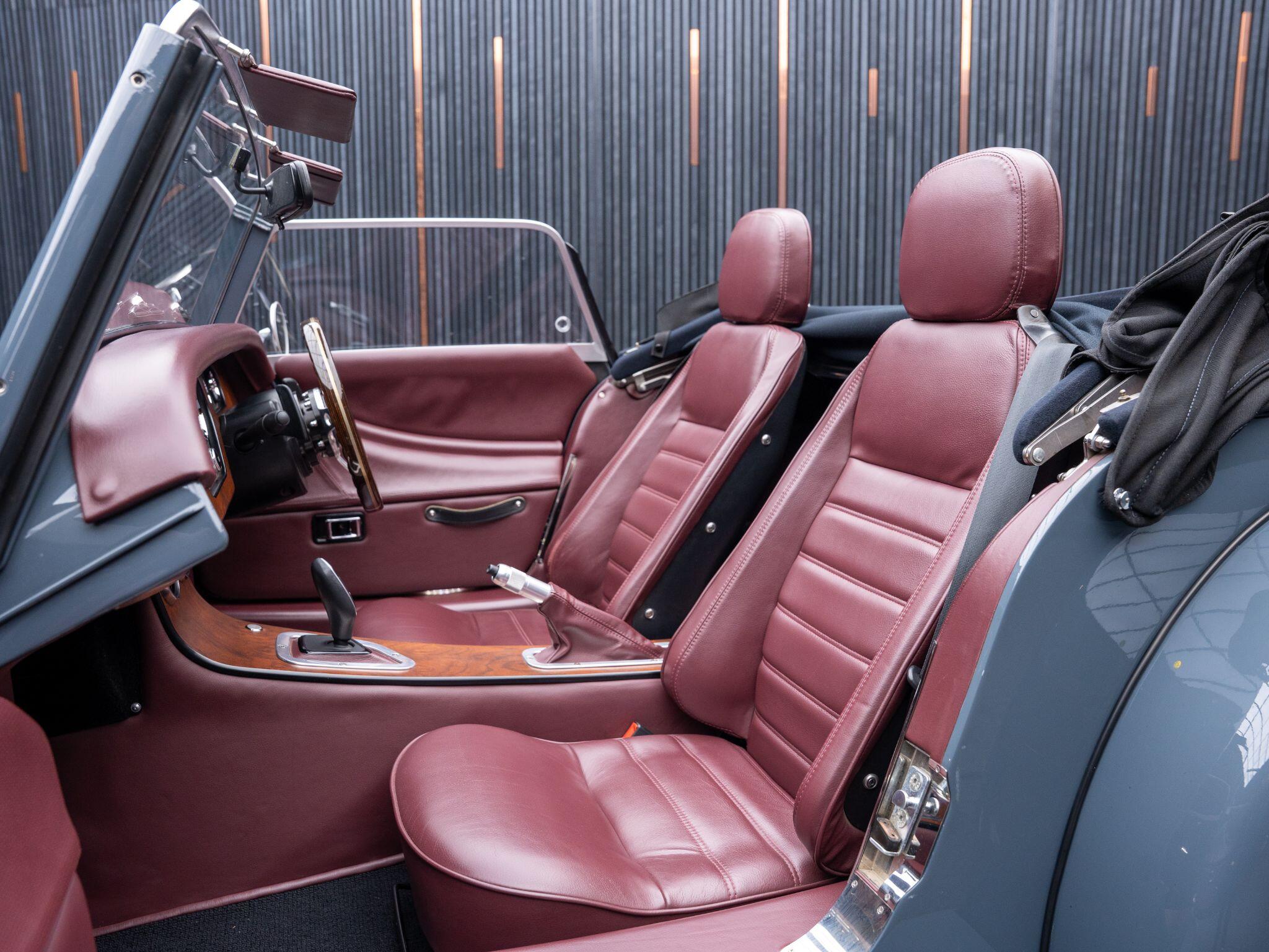Morgan Plus SIX view 24