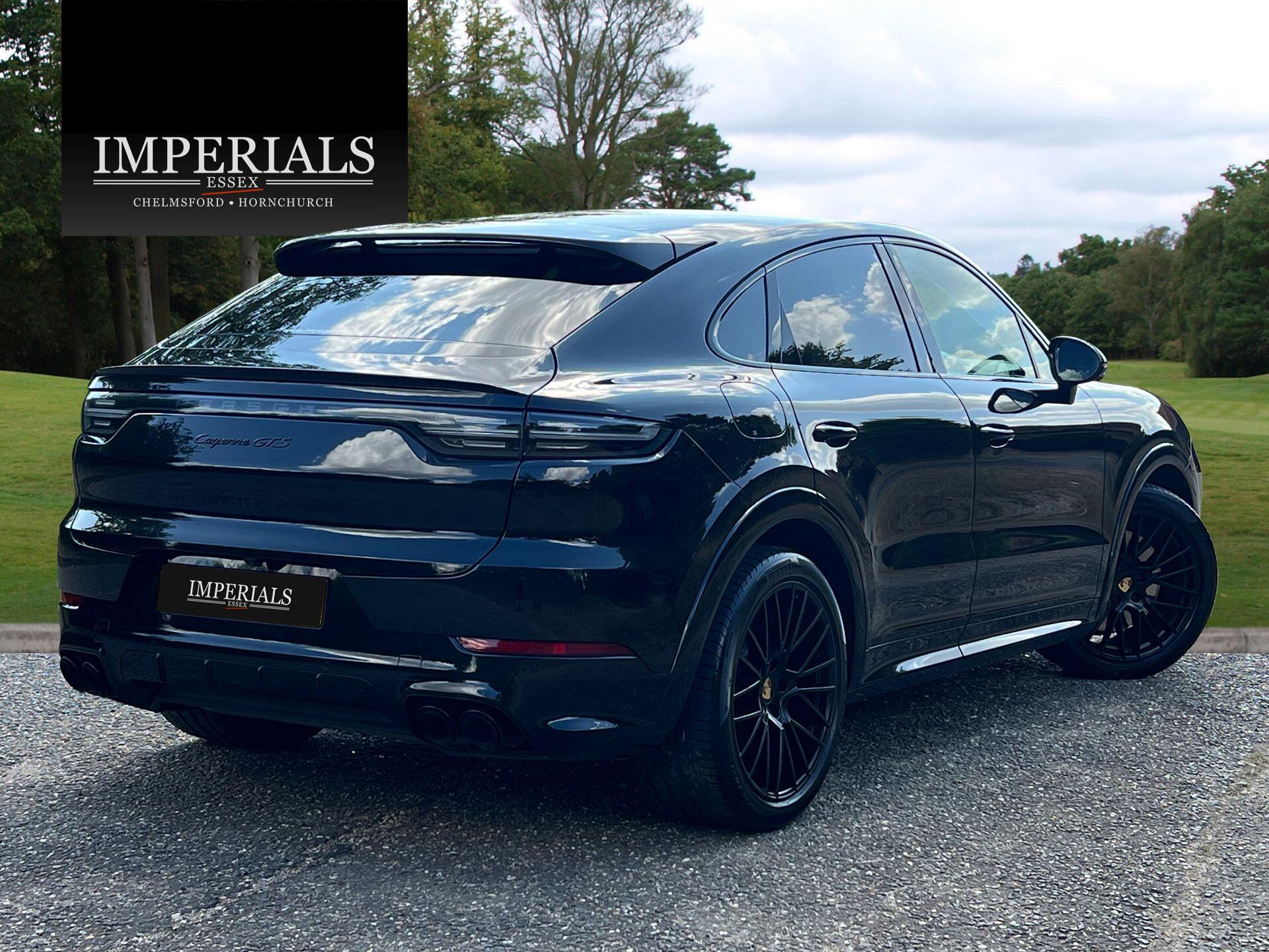 Porsche Cayenne view 4