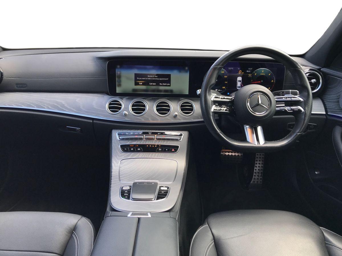 Mercedes-Benz E-Class view 4