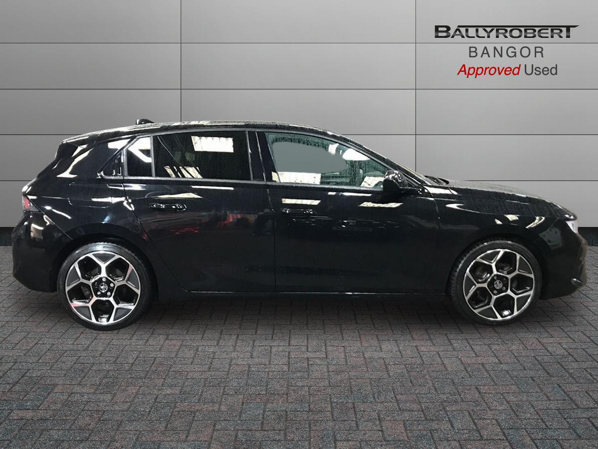 Vauxhall Astra view 9