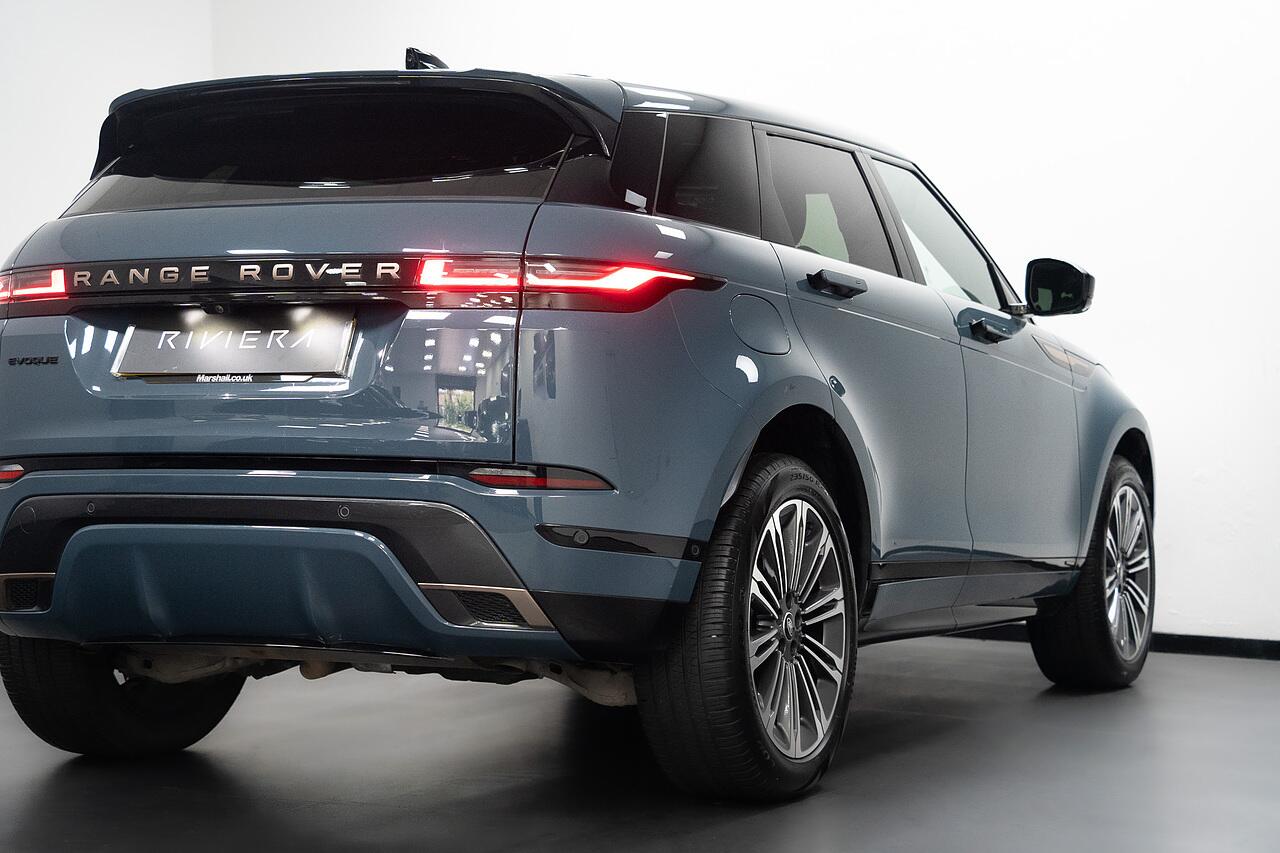 Land Rover Range Rover Evoque view 38