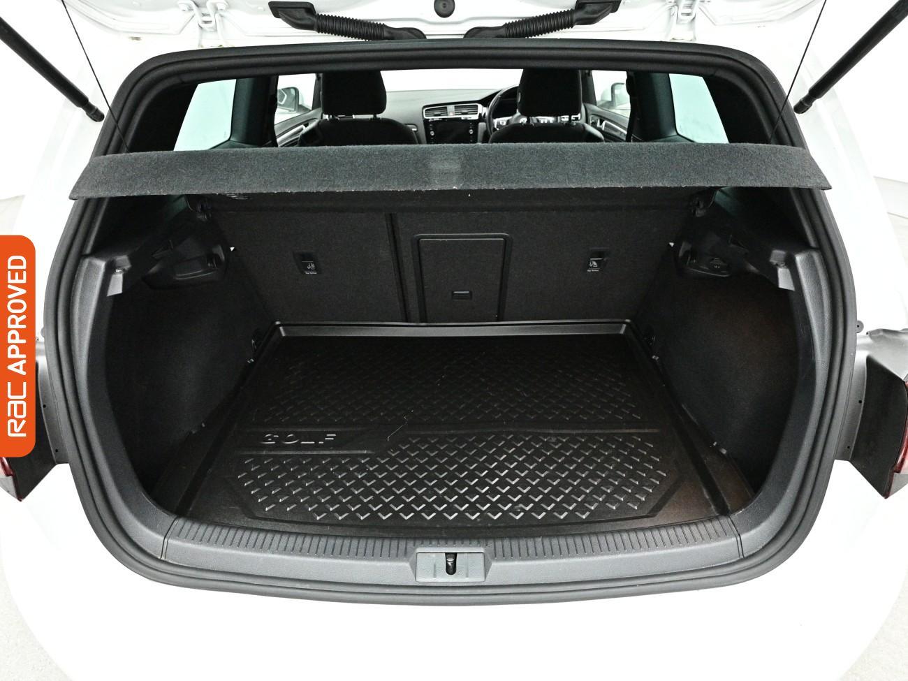 Volkswagen Golf view 25