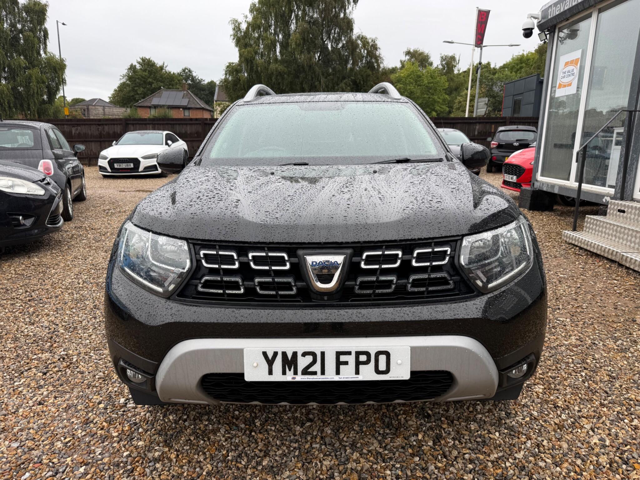 Dacia Duster view 8