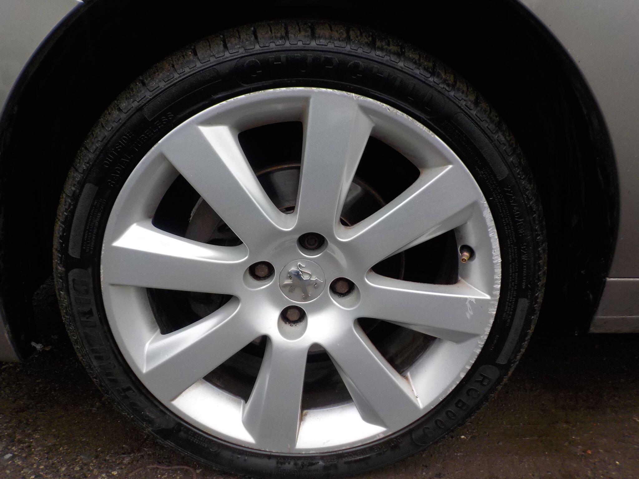 Peugeot 5008 1.6 HDi Allure Euro 5 5dr