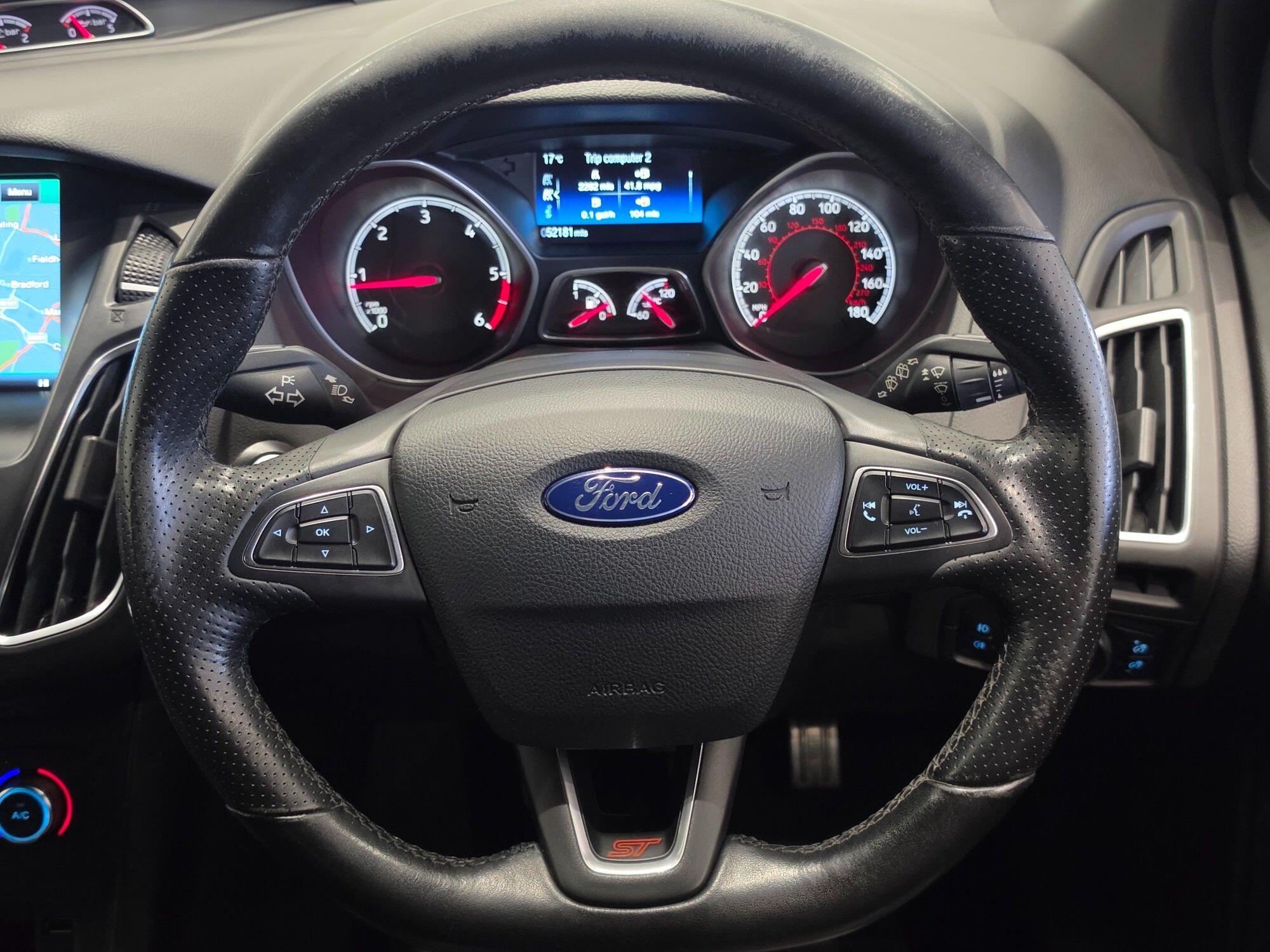 Ford Focus view 29