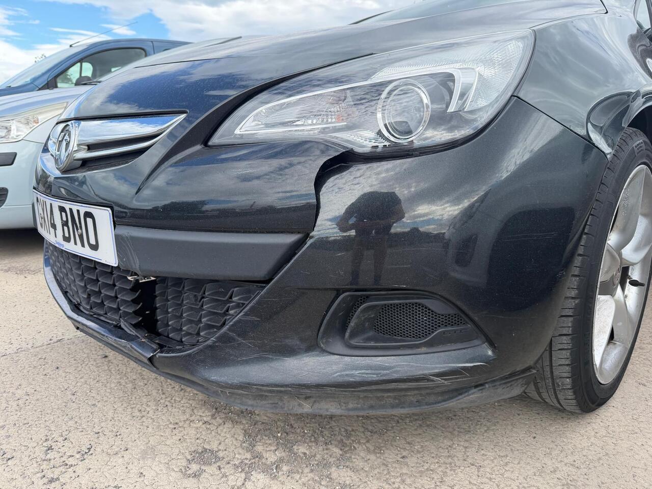 Vauxhall Astra GTC view 49