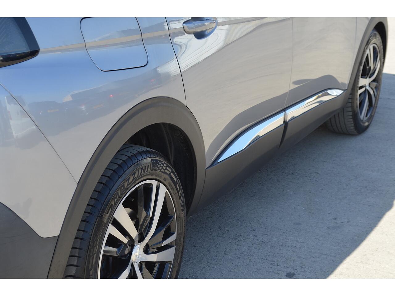 Peugeot 5008 view 30